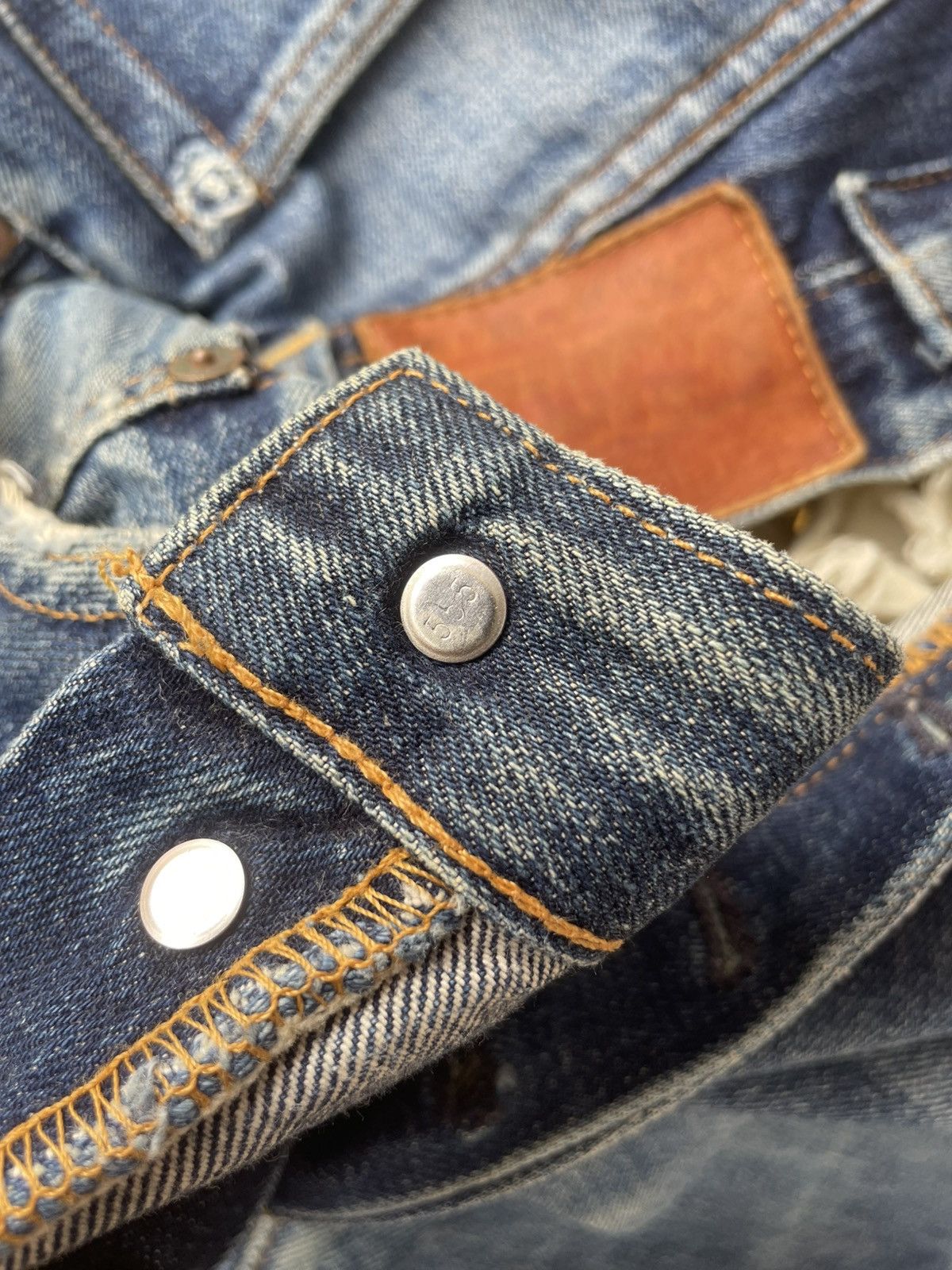 Levi's Rare Levi’s Vintage Clothing (LVC) 201XX Cinch-Back Jeans Size US 31 - 8 Thumbnail