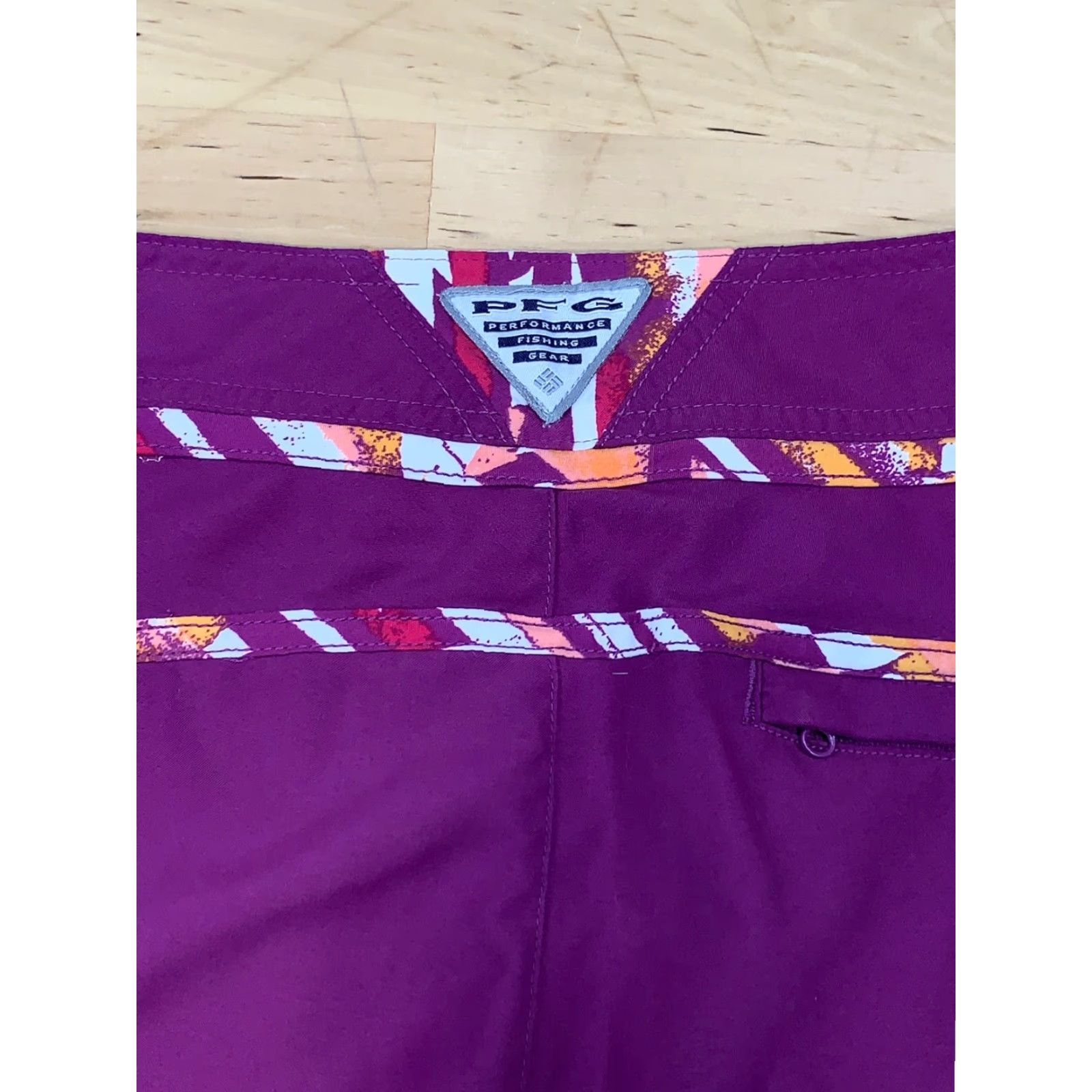 Vintage Columbia Womens Shorts PFG Omni Shade Sun Protection Purple Outdoors Chino Activewear Casual 6 Womens Size 28" / US 6 / IT 42 - 6 Thumbnail