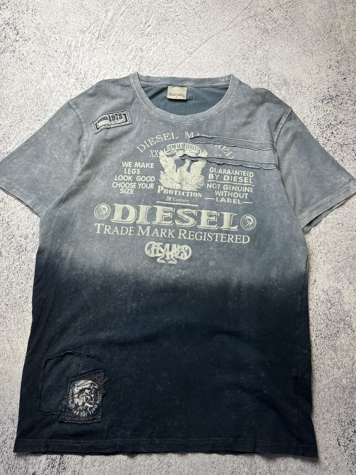 Diesel Vintage Diesel T-Shirt Big Logo 2000s Hype Y2K XL size Size US XL / EU 56 / 4 - 8 Thumbnail