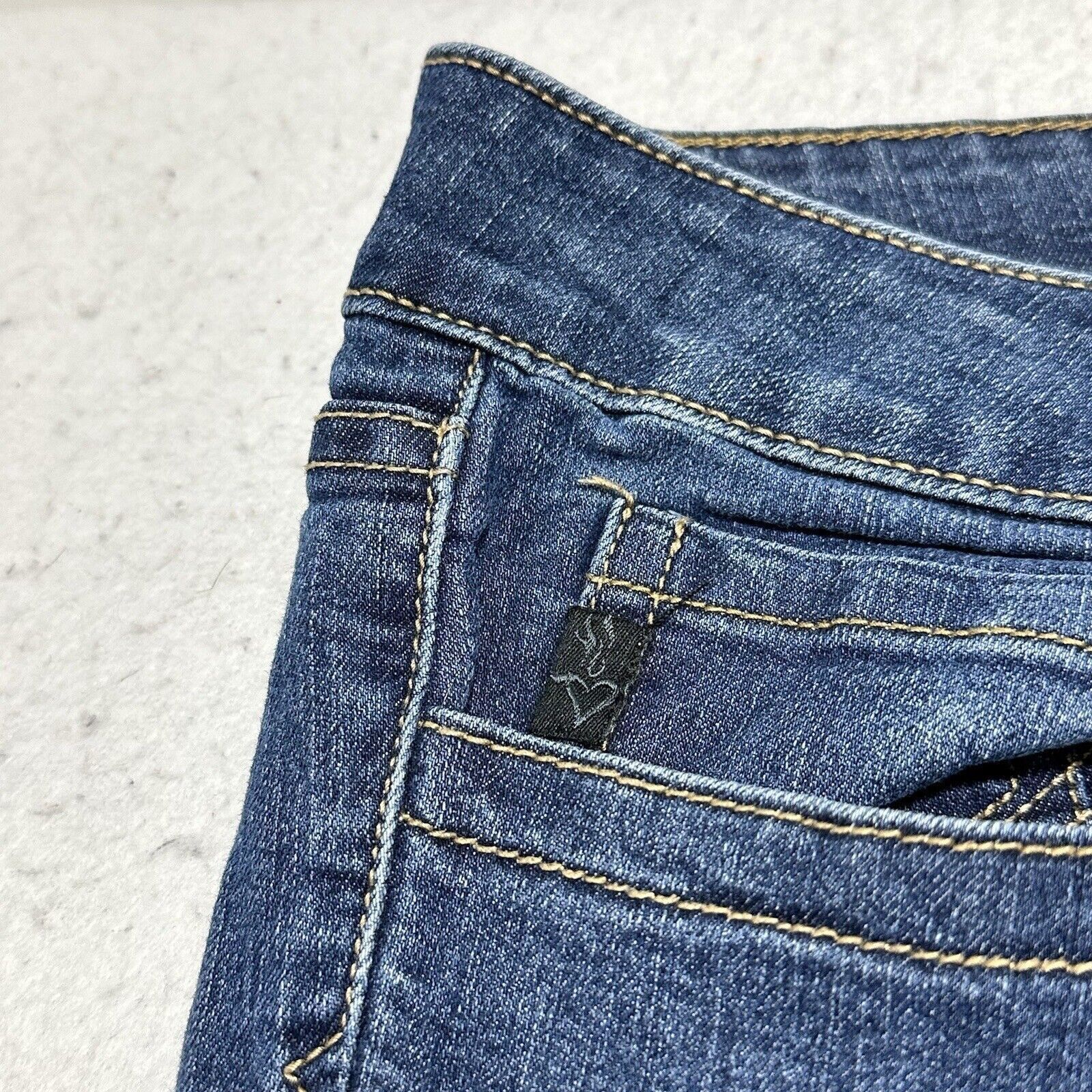 Other Torrid 20 Short Skinny Mid Rise Stretch Blue Jeans 40x28 Size 42" / US 20 - 3 Thumbnail