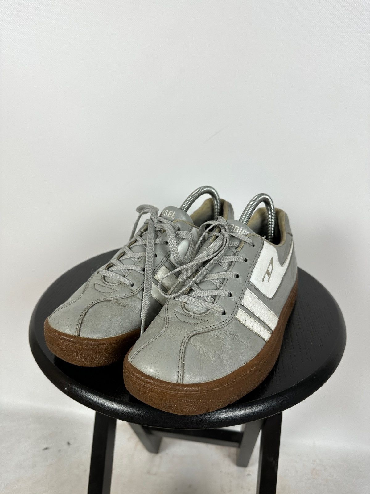 Diesel Vintage Diesel Y2K Leather Sneakers Size US 7 / EU 40 - 3 Thumbnail