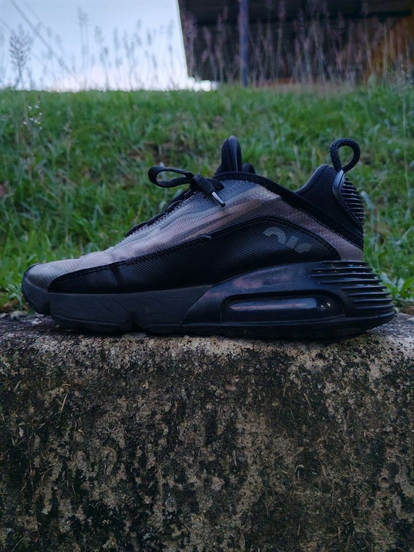 Nike Nike Air max 2090 Black wolf Grey Size US 8.5 / IT 38.5 - 3 Thumbnail