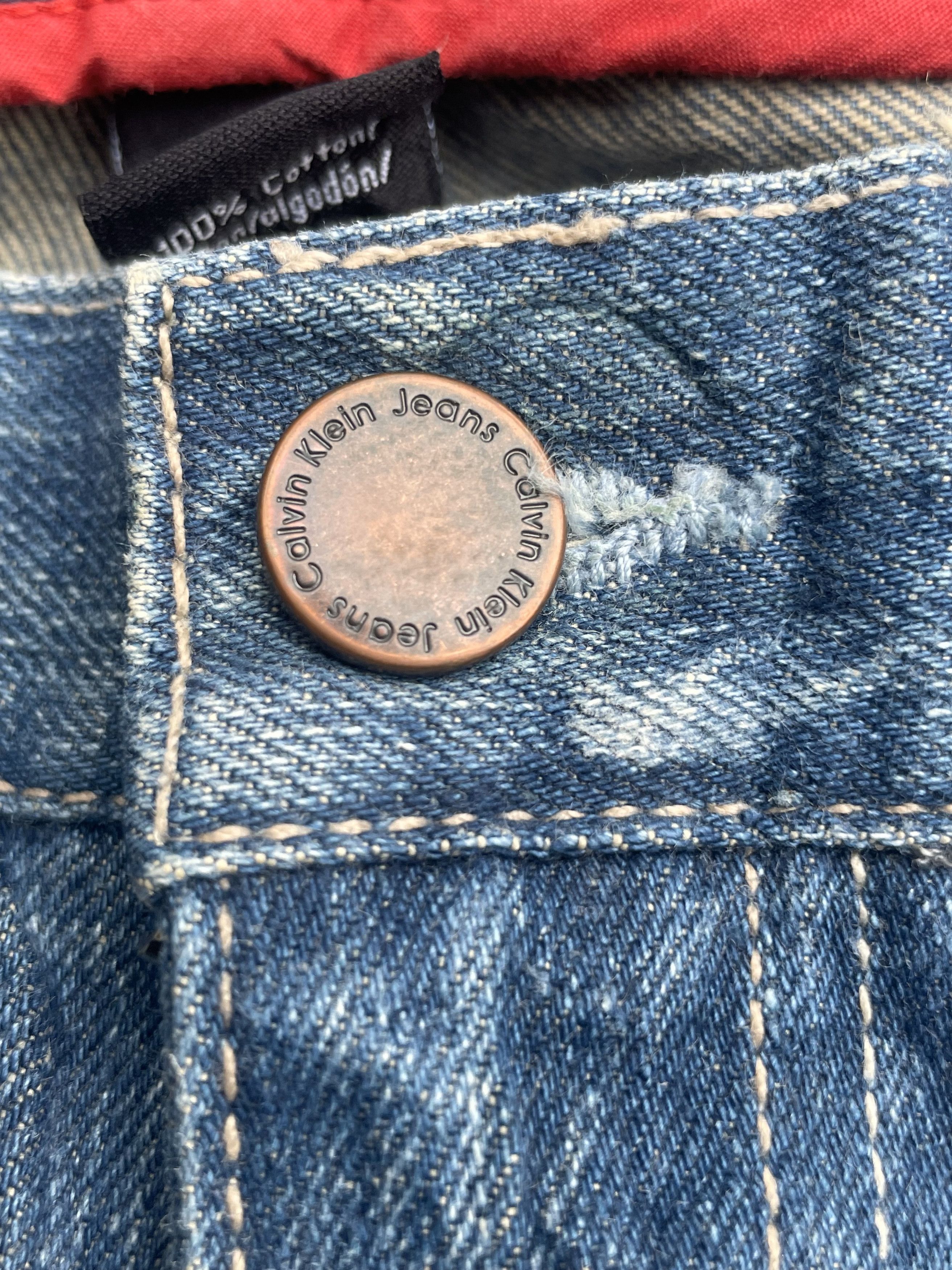Calvin Klein Vintage Flare Calvin Klein Distresed Denim Size 28" / US 6 / IT 42 - 12 Thumbnail