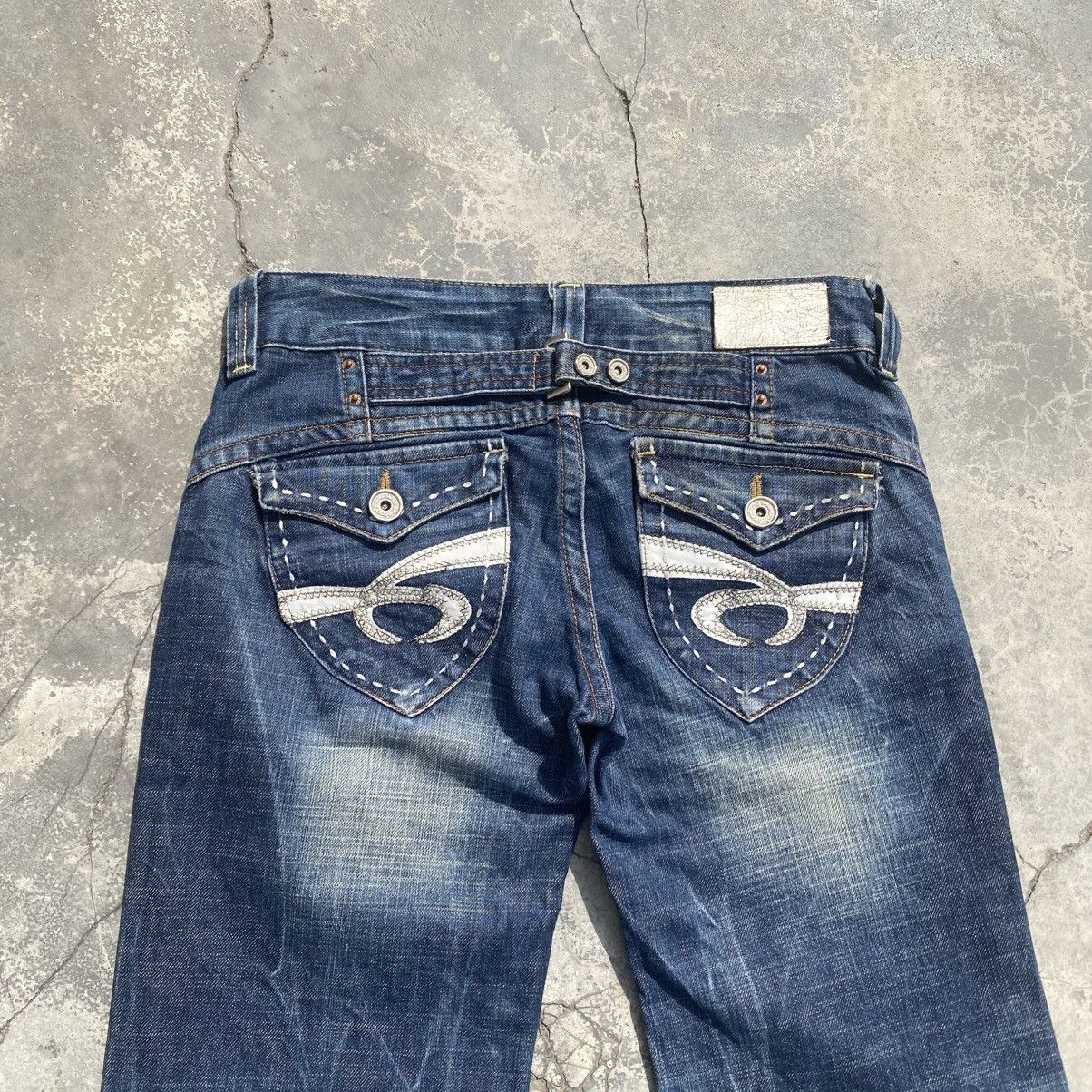Japanese Brand Rare Red Pepper Clawmark Flare Size US 28 / EU 44 - 3 Thumbnail