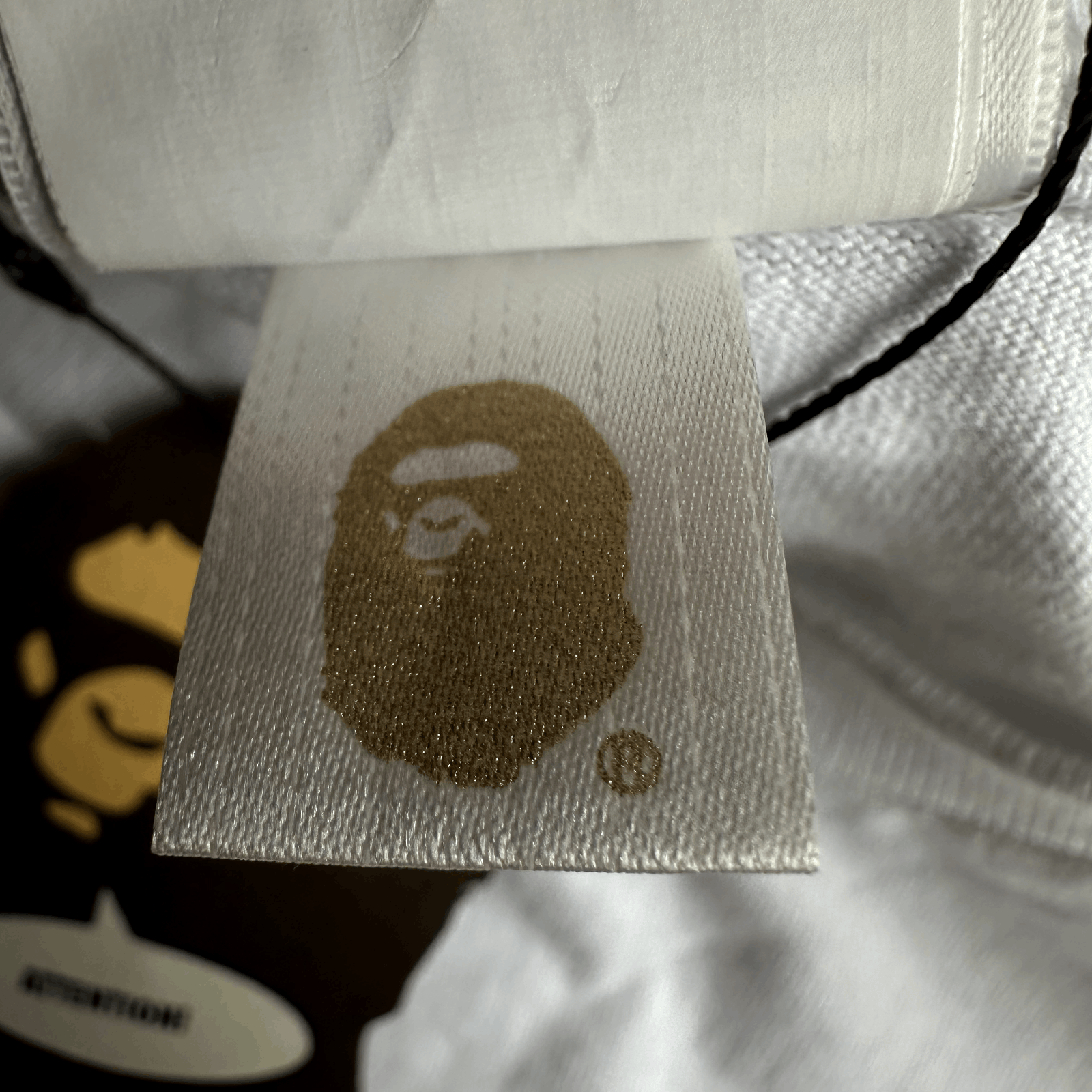 Bape BAPE White Shark Shirt With Front and Back Logo Size XL Size US XL / EU 56 / 4 - 4 Thumbnail