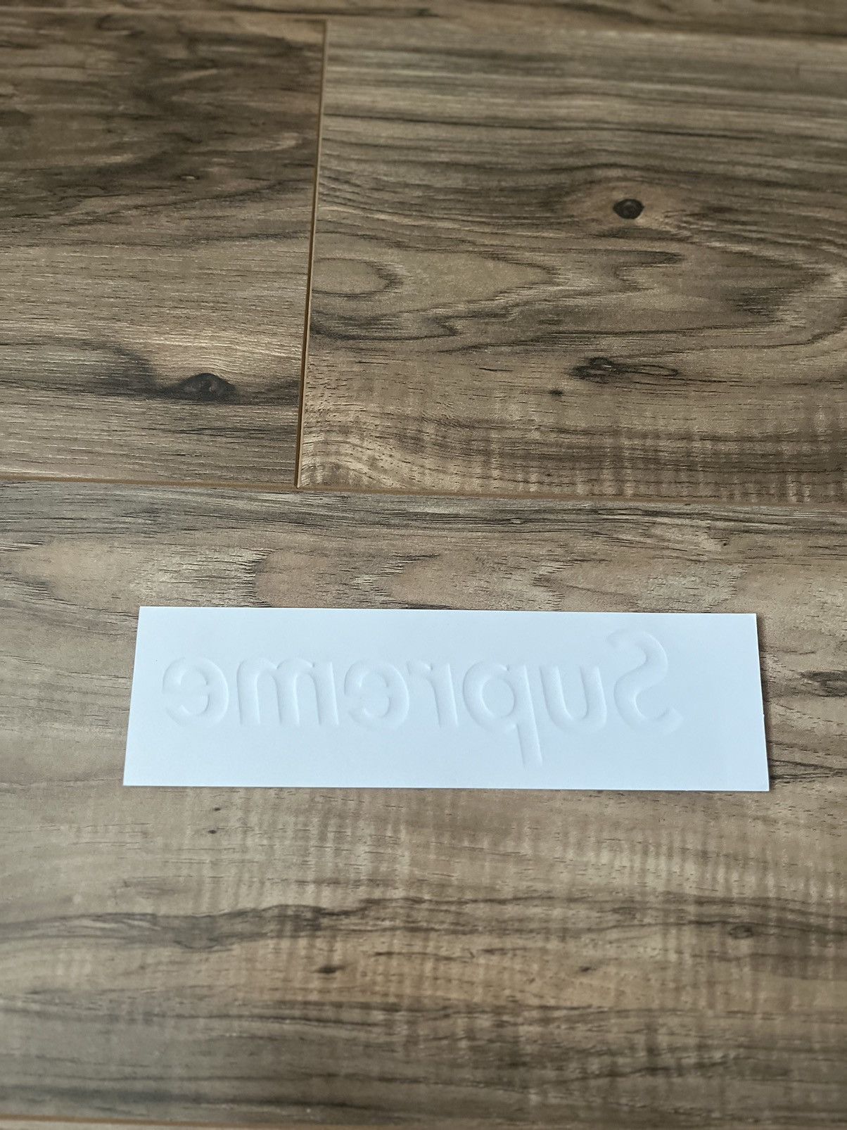 Supreme Supreme Gold Embossed Box Logo Sticker Size ONE SIZE - 5 Thumbnail