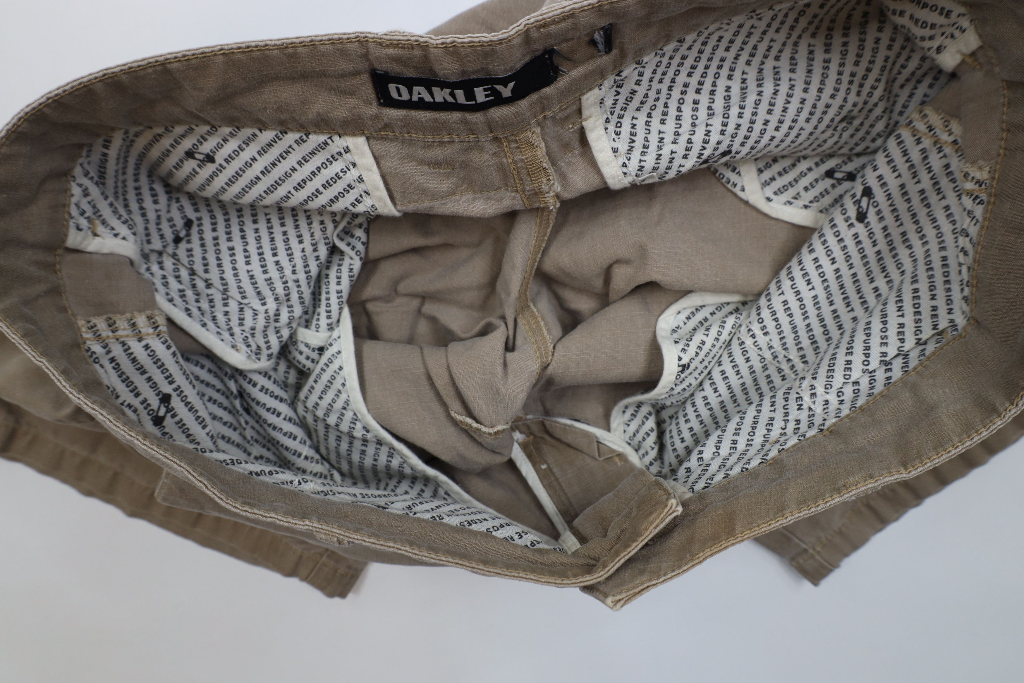 Oakley Vintage Oakley O Logo Ripstop Above Knee Shorts Brown Cotton Size US 34 / EU 50 - 11 Thumbnail