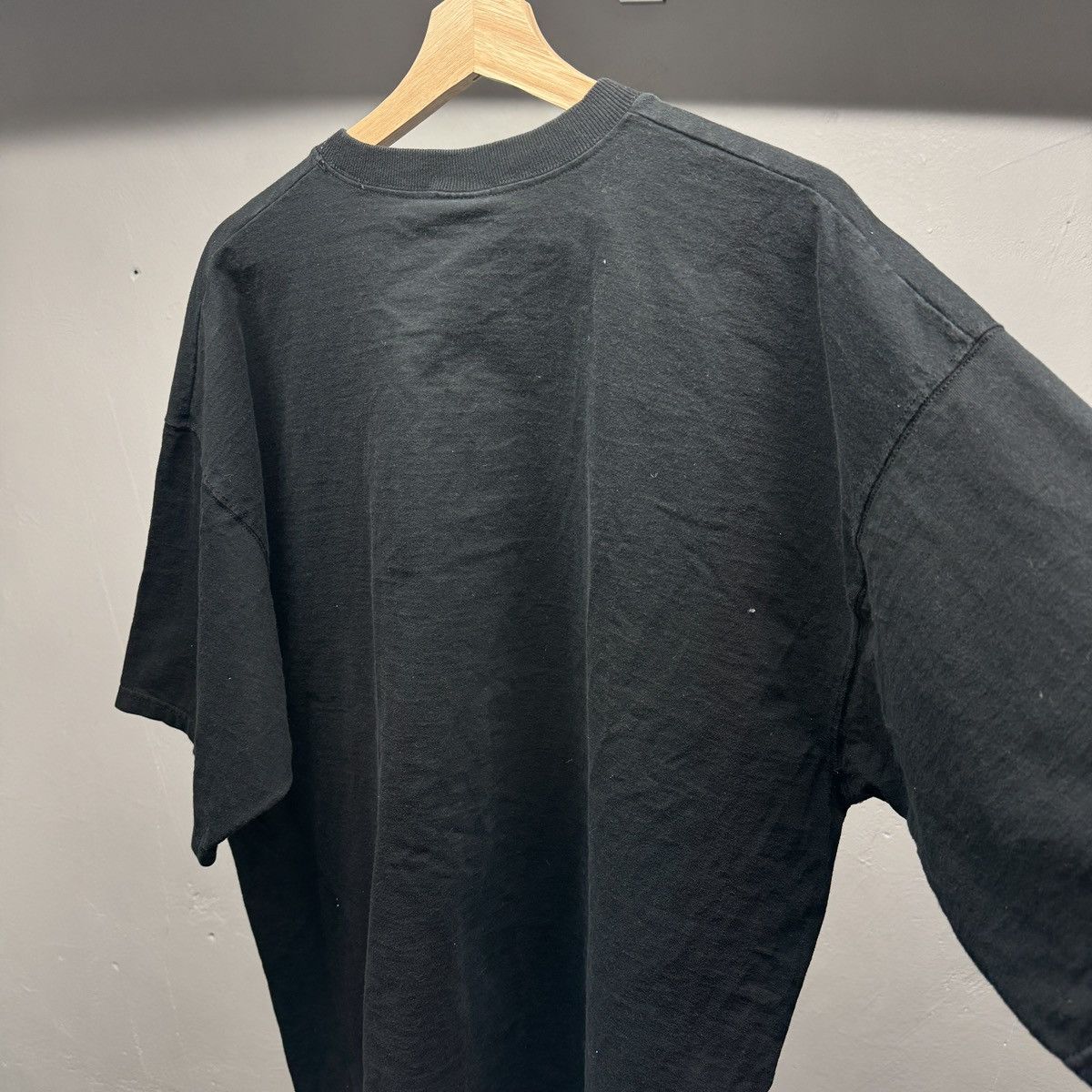 Vintage 90s Heavy Black Blank Shirt ERD Grunge Chrome Faded Thrashed Size US XXL / EU 58 / 5 - 6 Thumbnail