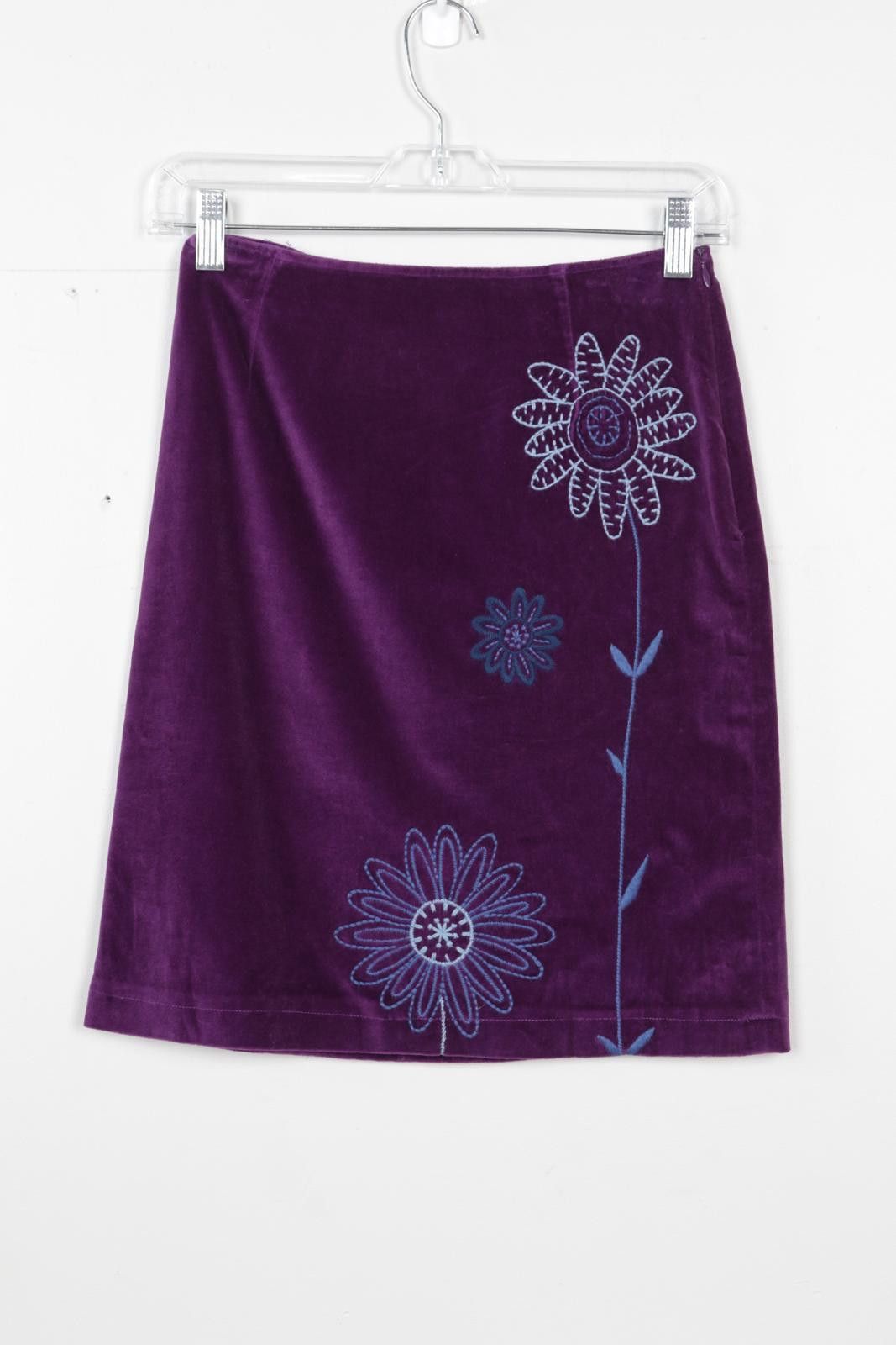Other 00's Moschino Jeans Velour Floral Skirt Size 28" / US 6 / IT 42 - 2 Thumbnail