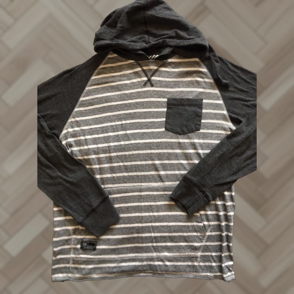 Vintage Distortion Hooded Shirt Mens L Gray Long Sleeve Knit Cotton Blend Pullover American Cross Training Size US L / EU 52-54 / 3 - 1 Thumbnail