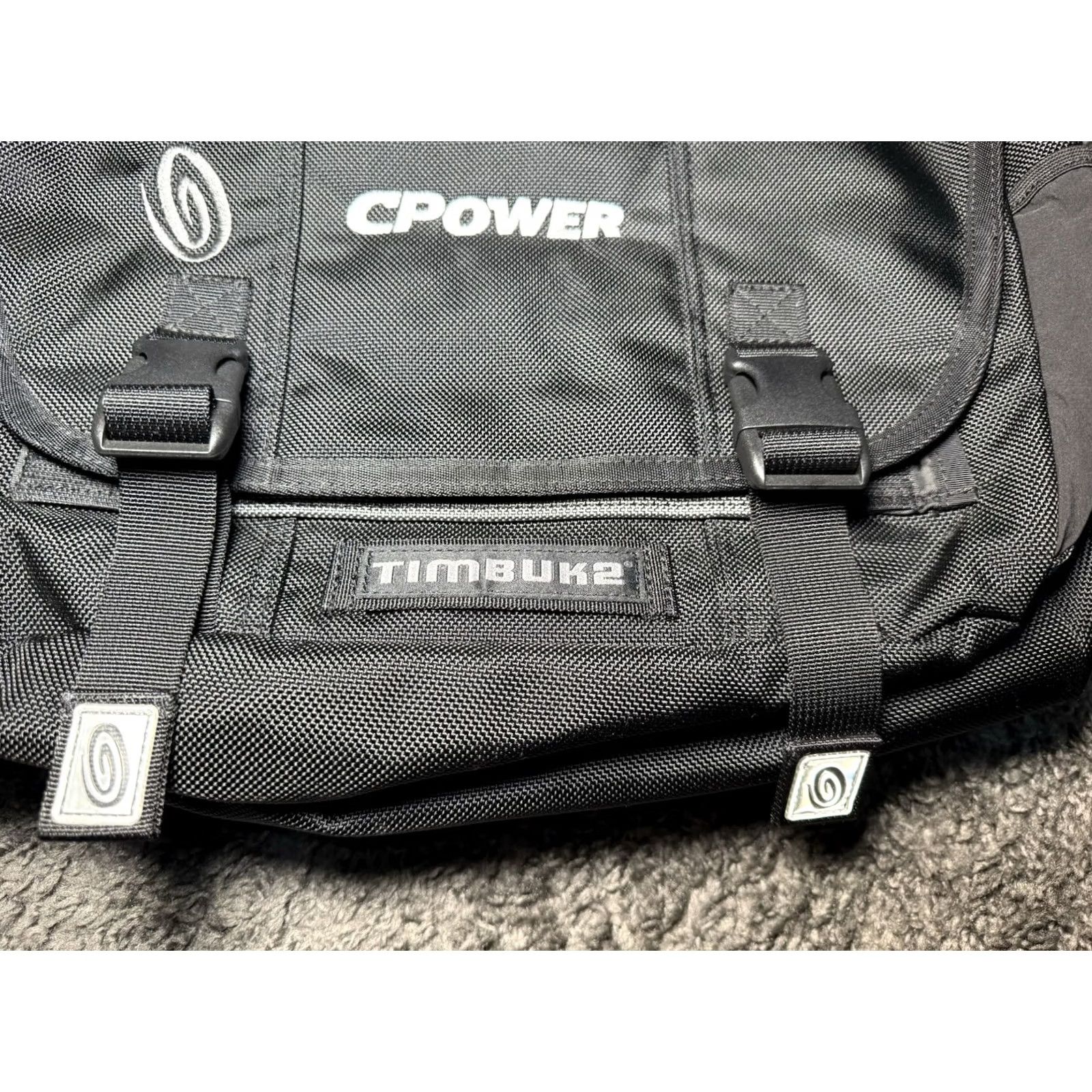 Vintage Timbuk2 Black Medium Messenger Laptop Bag company logo Never Used 17in x 14in Mens Size ONE SIZE - 4 Thumbnail