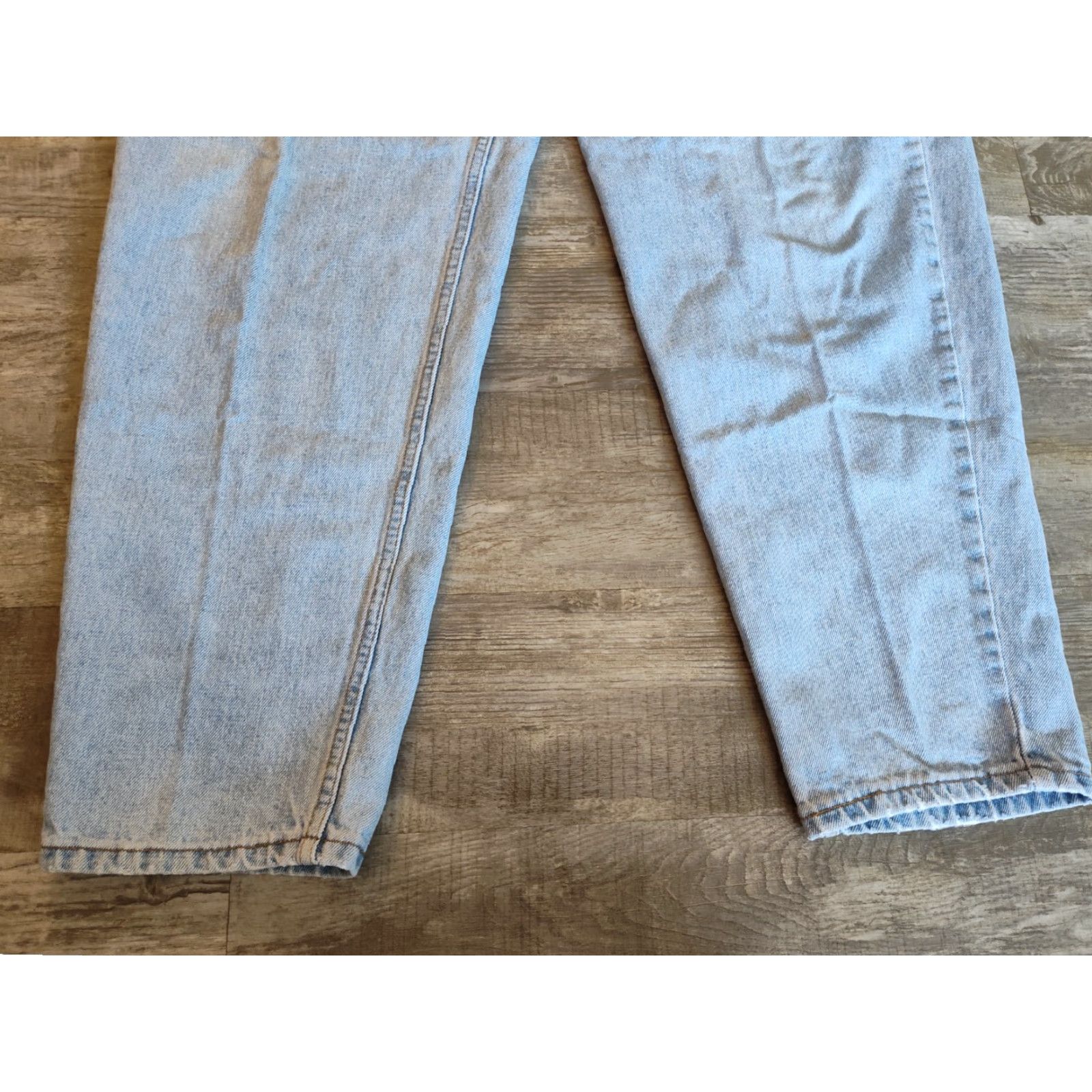 Levi's VINTAGE Levi's 560 Jeans Mens 42X32 Blue Tapered Leg Loose Fit Made In USA 90s Grunge Distressed Size US 42 / EU 58 - 2 Thumbnail