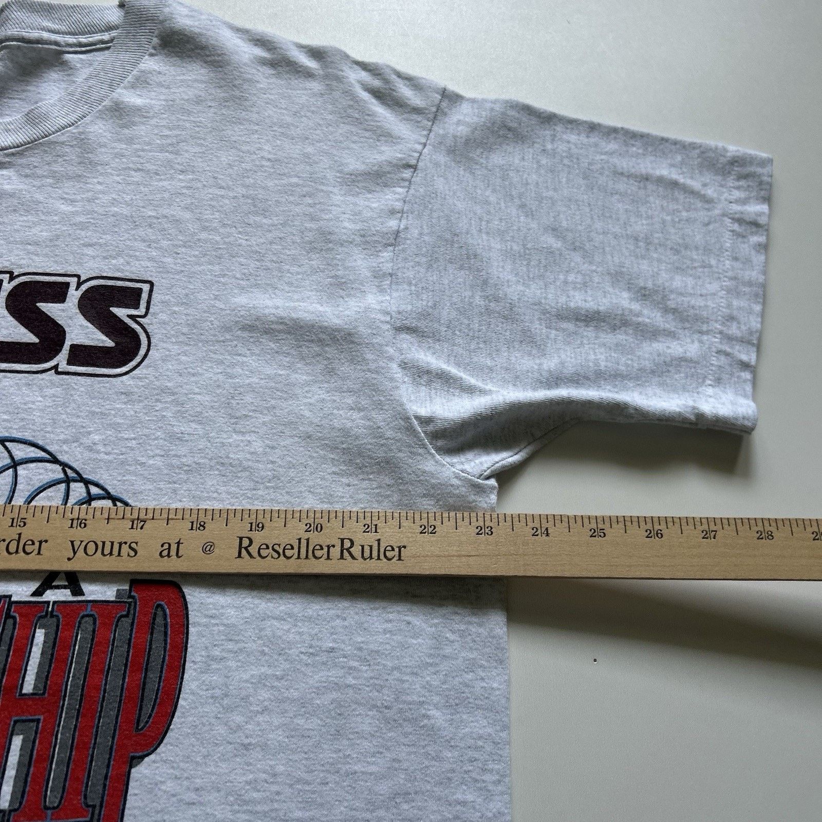 Fruit Of The Loom Vintage 90s UMASS T Shirt XL NCAA University NCAA Champs Art Size US XL / EU 56 / 4 - 3 Thumbnail