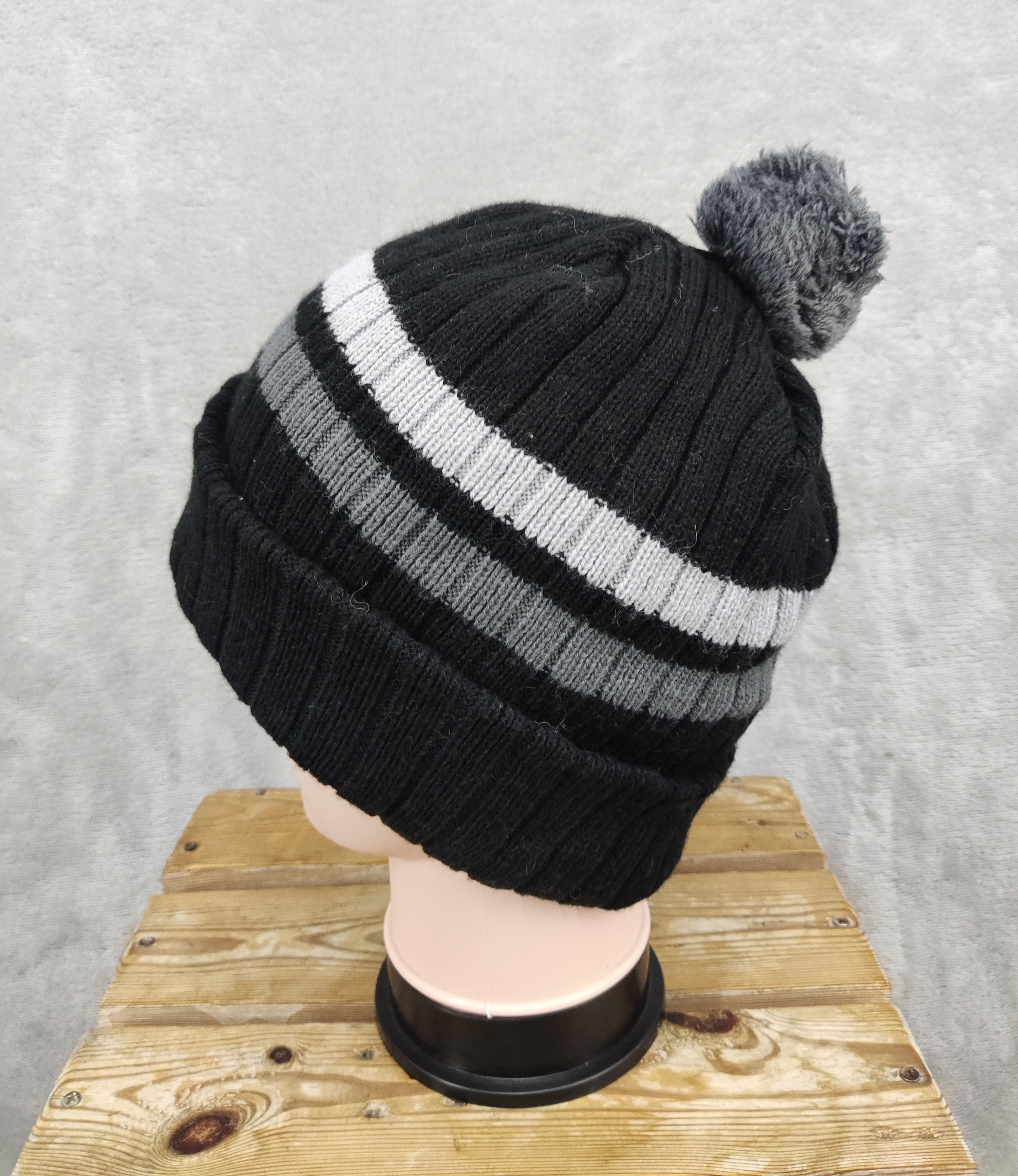 Vintage Vintage T&C Surf Design Beanie Hat Size ONE SIZE - 4 Thumbnail