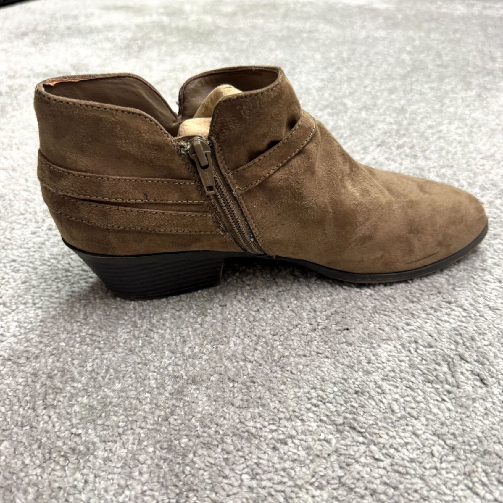 Vintage St. John's Bay Larissa Suede Ankle Boots Womens 10M Brown Buckle Side Zip Bootie Size US 10 / IT 40 - 7 Thumbnail