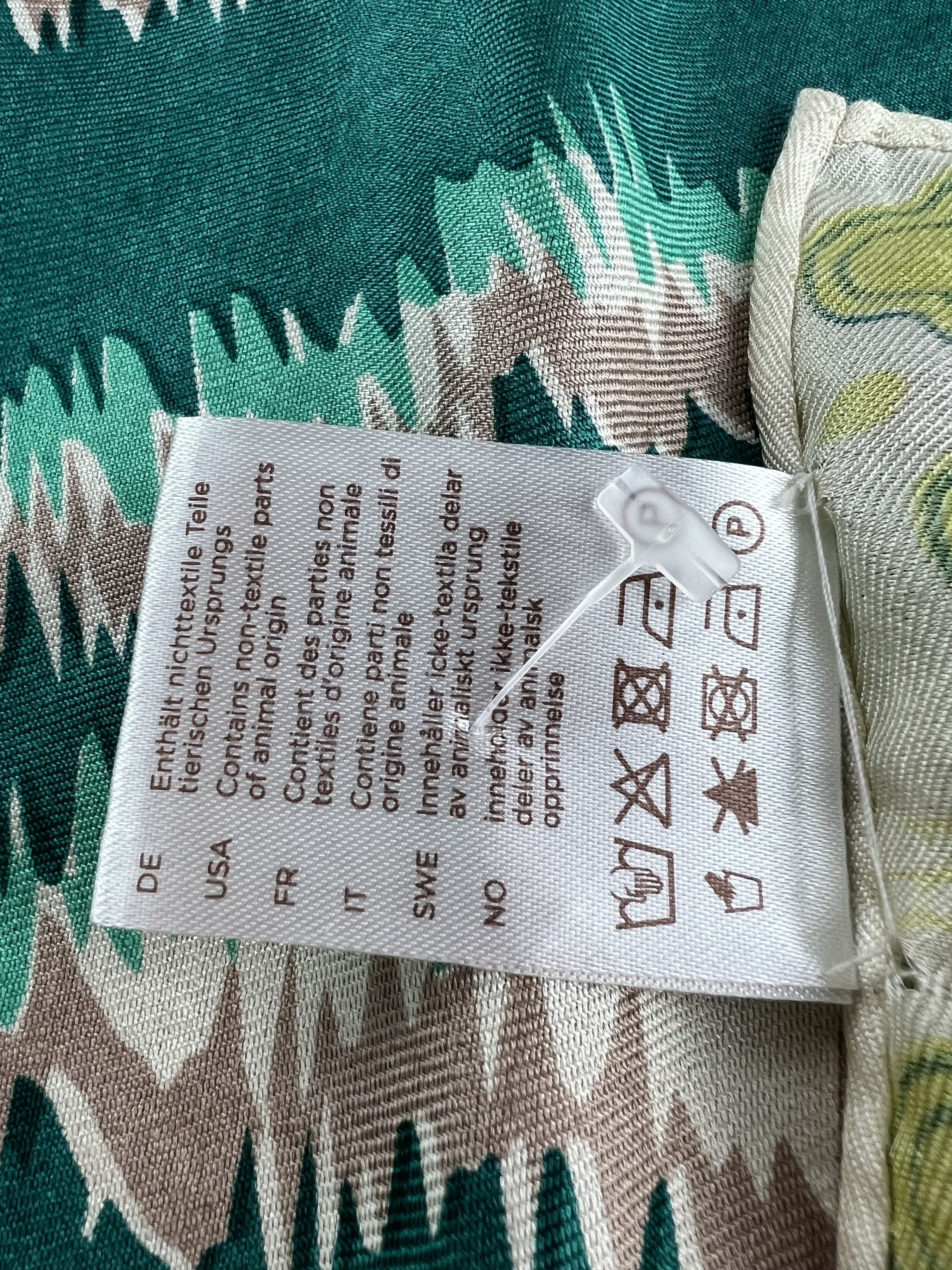 Designer × SikSilk Friendly Hunting 100% Silk Scarf Size ONE SIZE - 6 Thumbnail