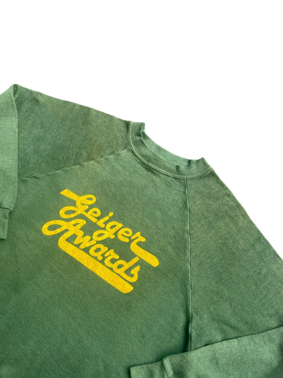 Vintage Vintage Geiger Awards Crewneck Size US L / EU 52-54 / 3 - 2 Thumbnail