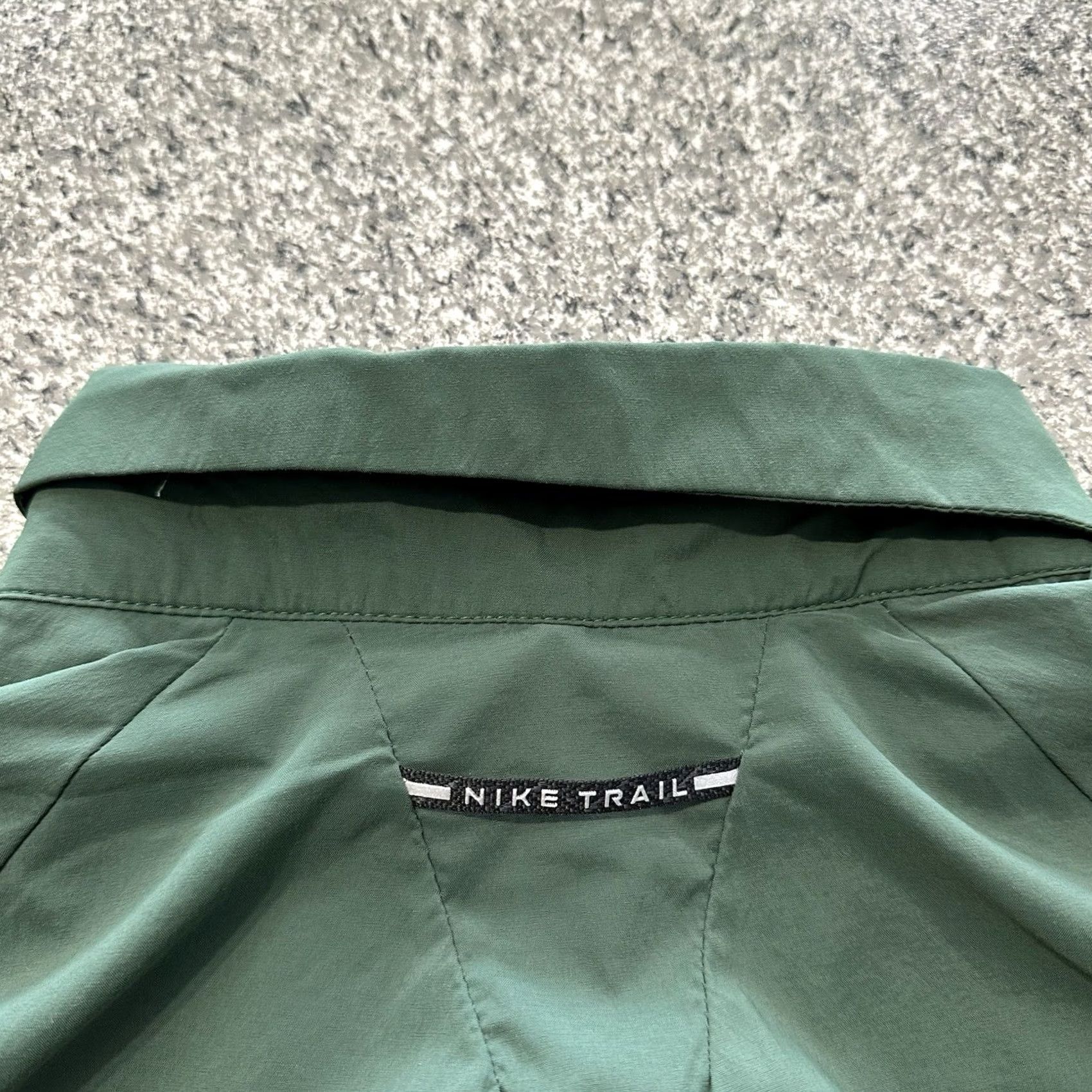 Nike Nike Dri-FIT Trail Shirt Mens S Green UV Vented Button-Up Short Sleeve Camp Category: Shirt Size US S / EU 44-46 / 1 - 7 Thumbnail