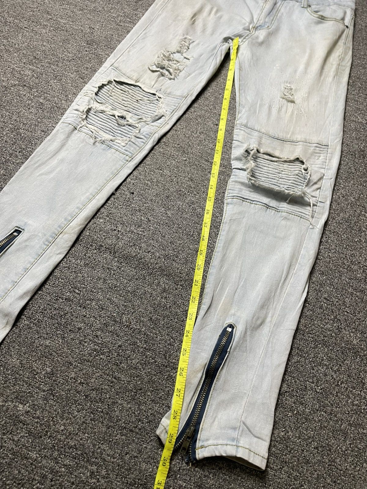 Japanese Brand × Vintage Lands Of Nostalgia Distressed Denim Jeans (92) Size US 30 / EU 46 - 8 Thumbnail