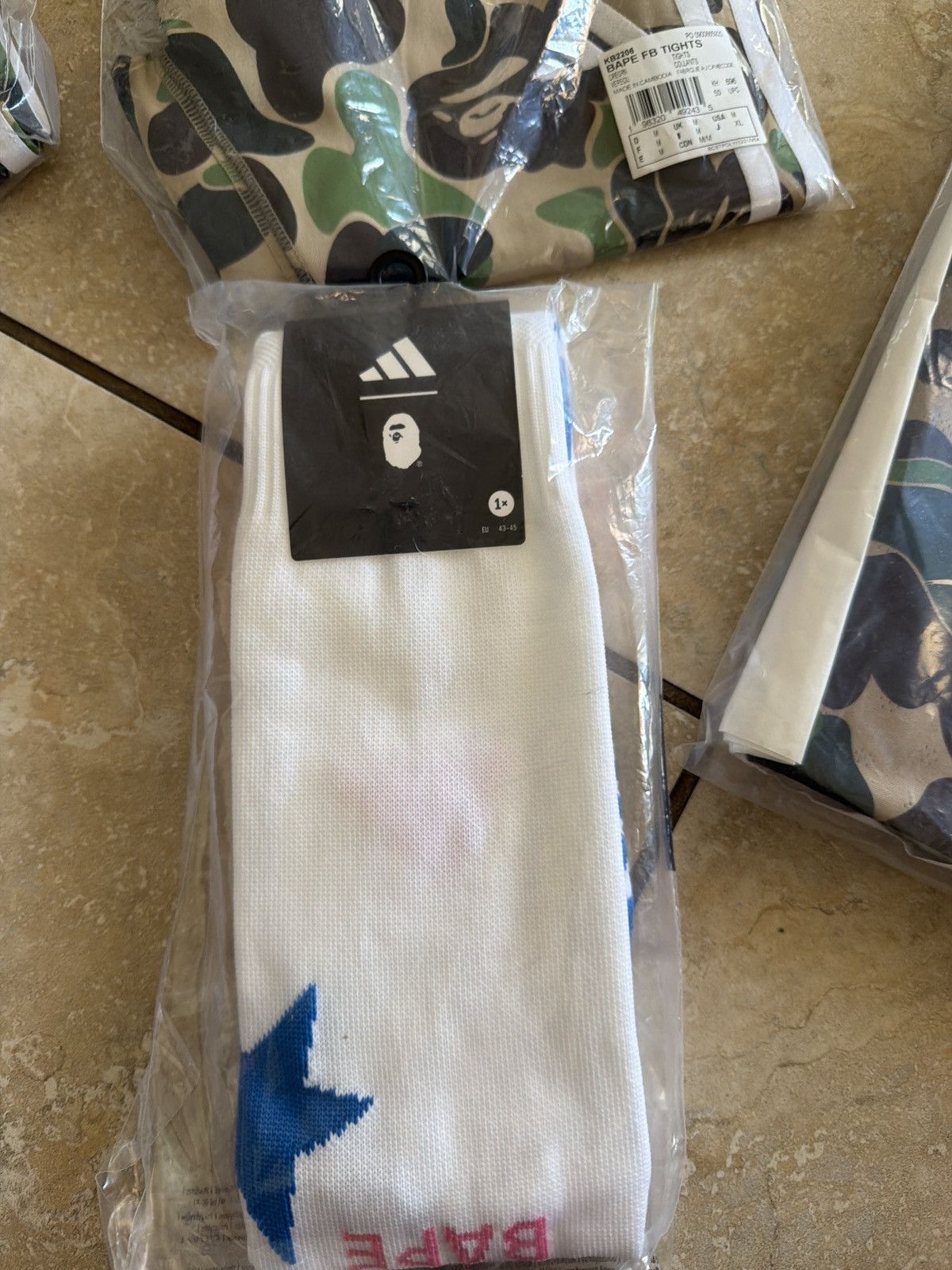 Adidas × Bape Adidas bape football socks white large 43-45 Size ONE SIZE - 1 Thumbnail