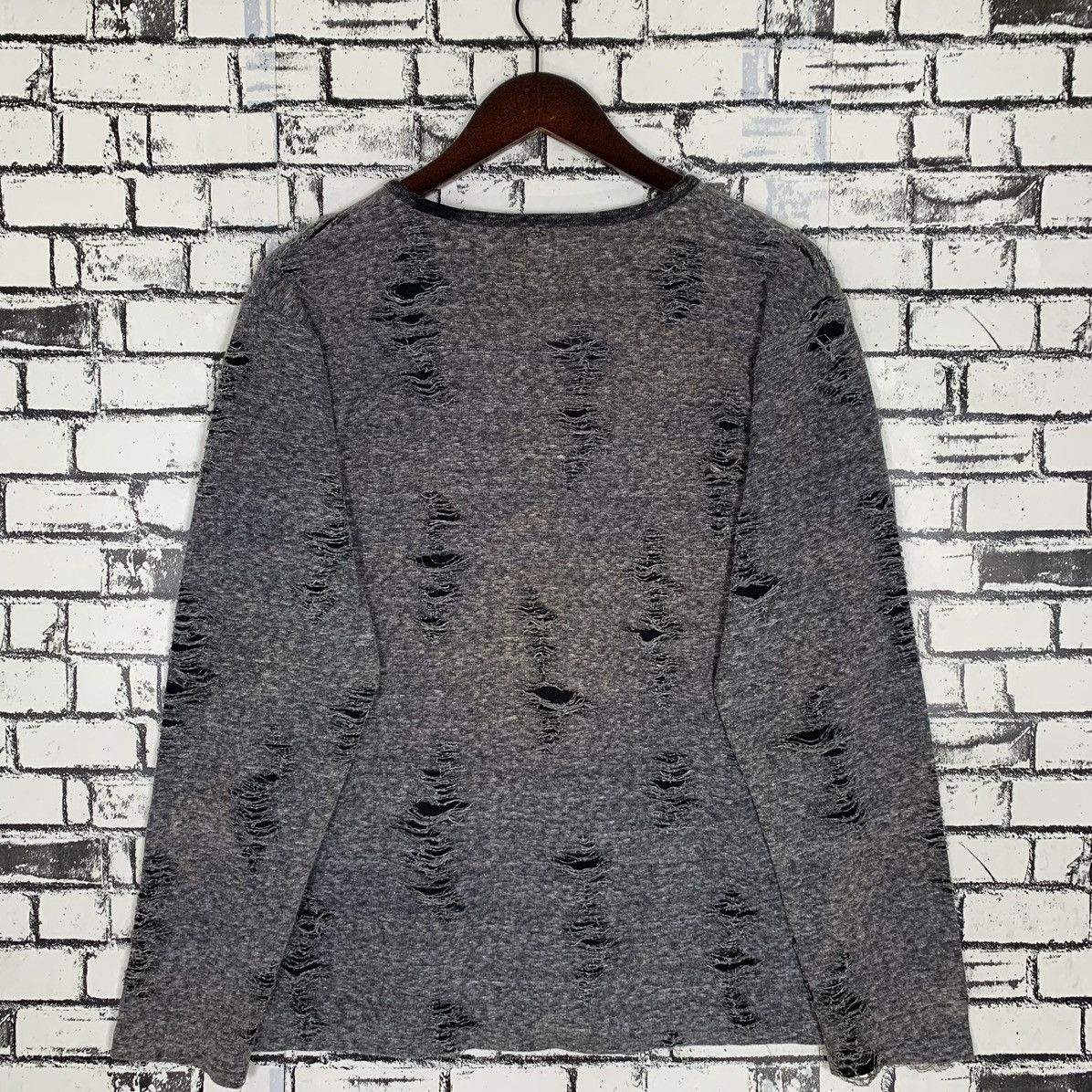 semanticdesign Semantic Design Distressed Longsleeve Size L / US 10 / IT 46 - 6 Thumbnail