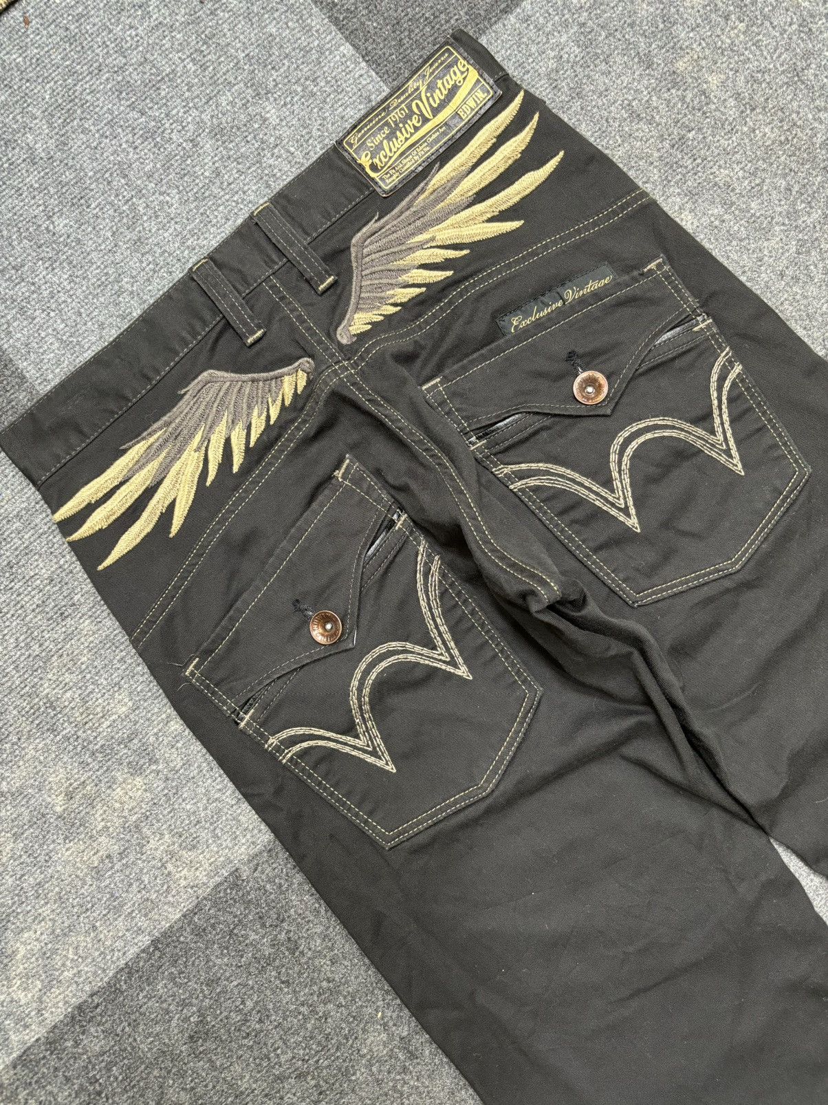 Edwin 💥VERY RARE💥EDWIN WINGS EMBROIDERY PANT F465 Size US 31 - 11 Thumbnail