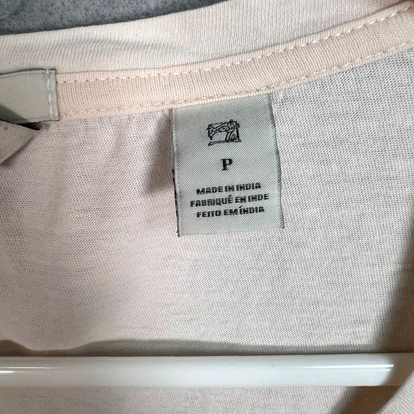 Scotch & Soda SCOTCH & SODA Girls From Paris T-Shirt Beige Adult Womens Small Petite 100% Cotton Size S / US 4 / IT 40 - 4 Thumbnail