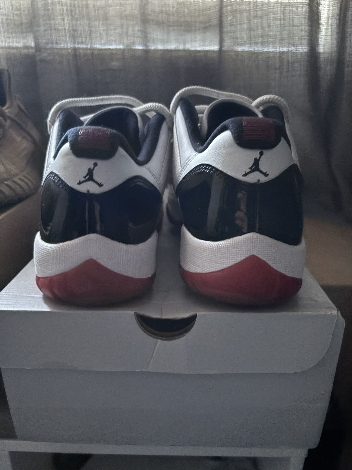 Jordan Brand Jordan 11 Bred Low Size US 10 / EU 43 - 10 Thumbnail