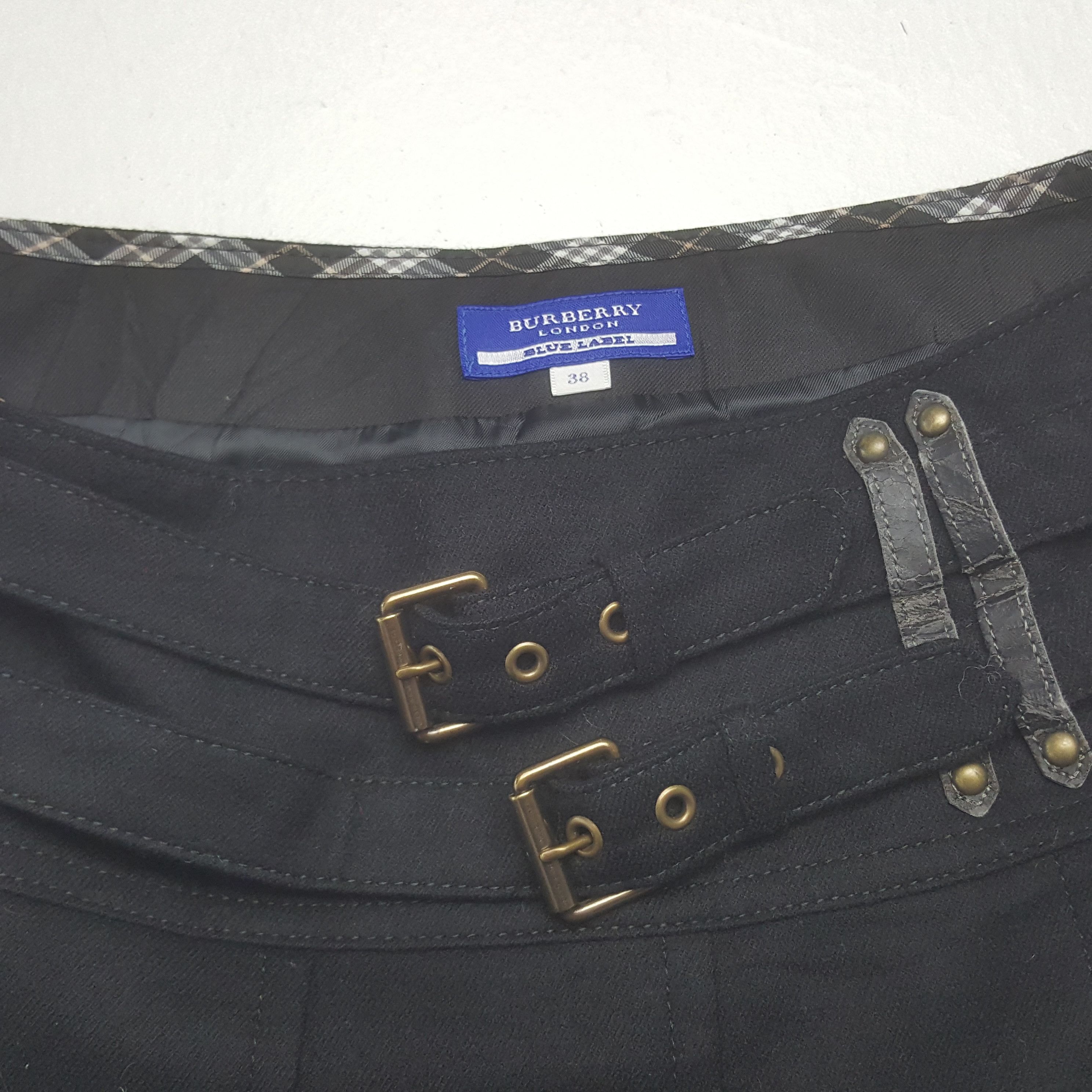 Burberry Vintage Burberry London Double Belt Skirts C297N27 Size 28" / US 6 / IT 42 - 4 Thumbnail