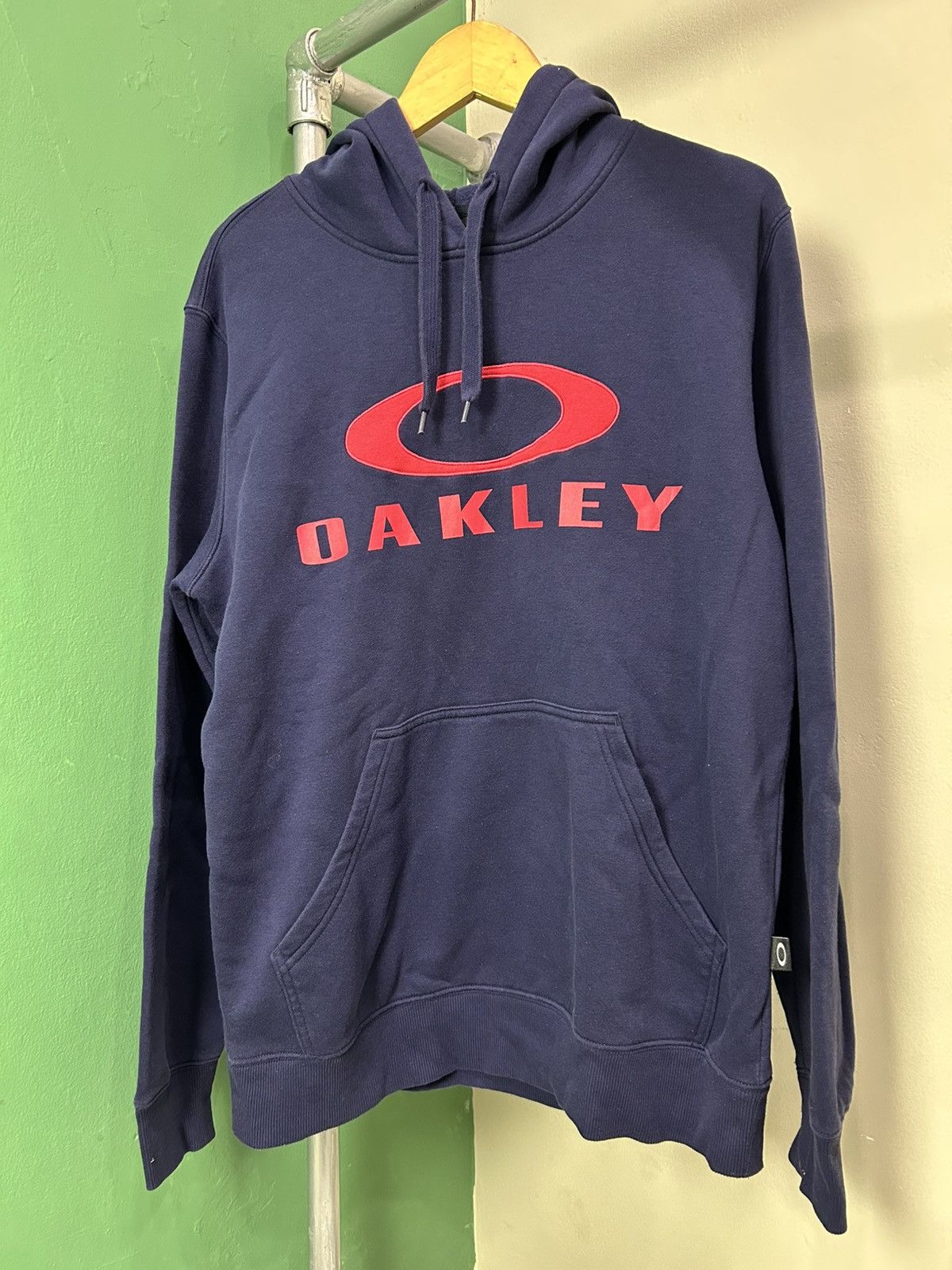 Oakley Oakley Spell Out Big Logo Hoodie Size US L / EU 52-54 / 3 - 1 Thumbnail