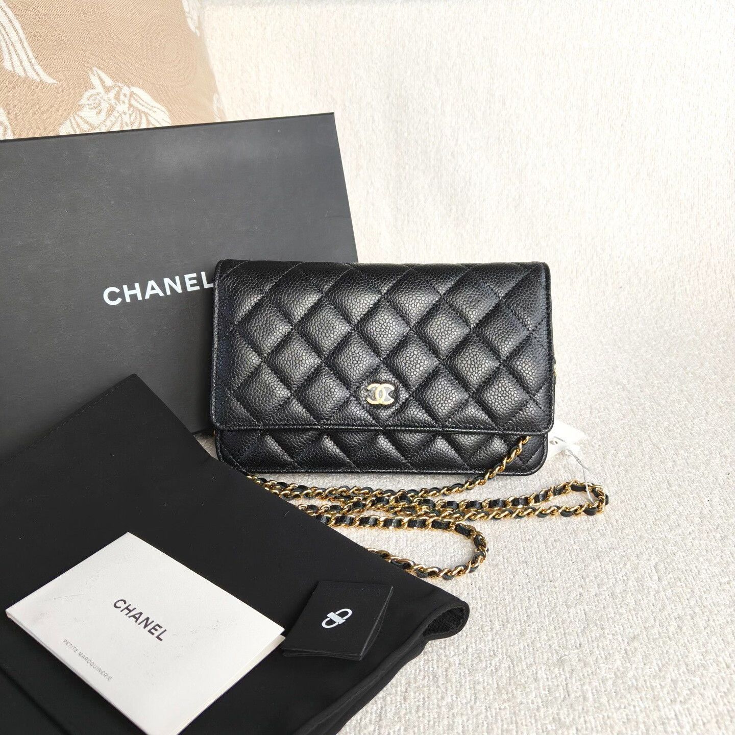 Chanel Pre-loved Bag Very good condition Size ONE SIZE - 1 Thumbnail