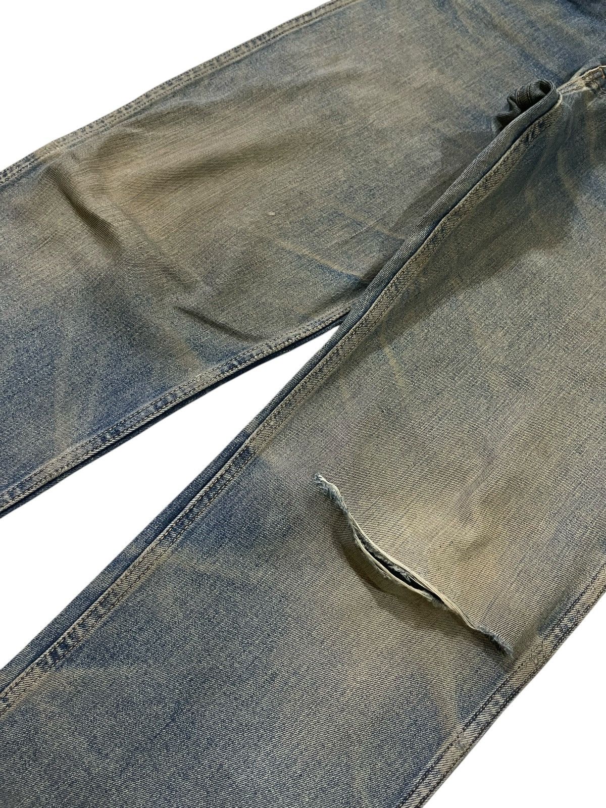 Levi's 00s Levi’s 505 Mud Rust Distressed Straight Fit Jeans Size US 33 - 4 Thumbnail