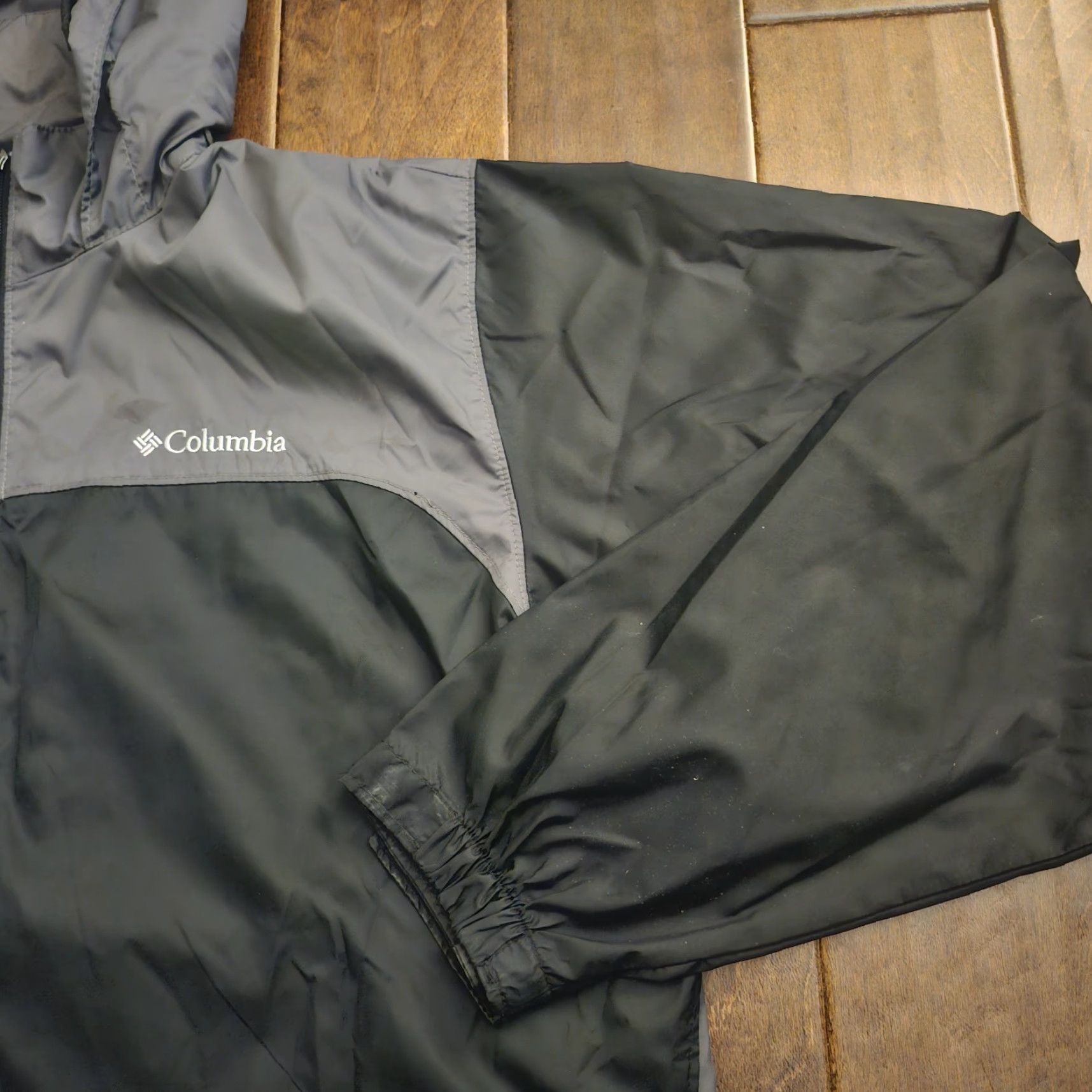 Vintage Columbia Windbreaker Jacket Men XL Hooded Lightweight Black Gray Zip Up Jacket Men XL Windbreaker Size US XL / EU 56 / 4 - 5 Thumbnail
