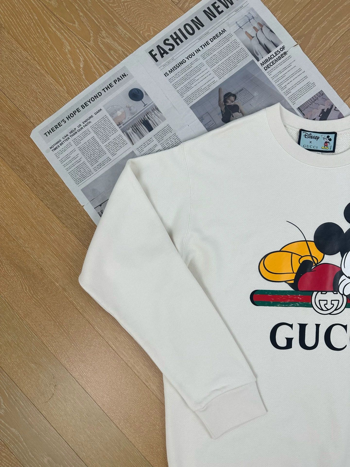 Gucci GUCCI x Disney Mickey Mouse white unisex crewneck sweatshirt Size L / US 10 / IT 46 - 6 Thumbnail