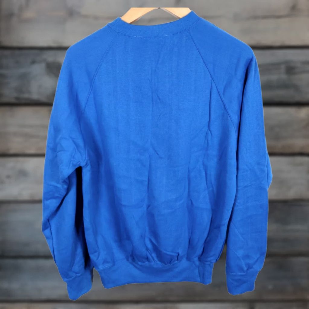Vintage VINTAGE Action Sweatshirt Men L Blue Crewneck Raglan Sleeves Solid Unworn VTG 80s 90s Retro Hipster Lightweight Size US L / EU 52-54 / 3 - 1 Thumbnail