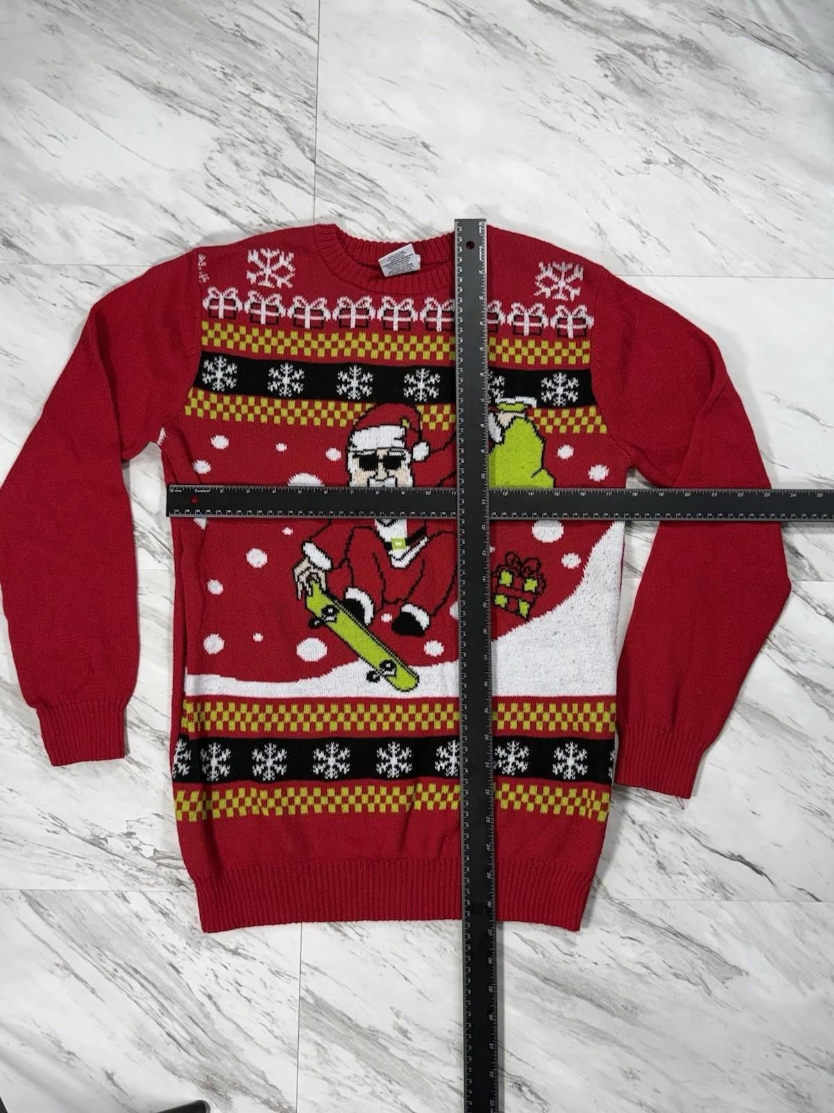 Other Well Worn Holiday Sweater Santa Snowboarding Red XL #8 Size US XL / EU 56 / 4 - 2 Thumbnail