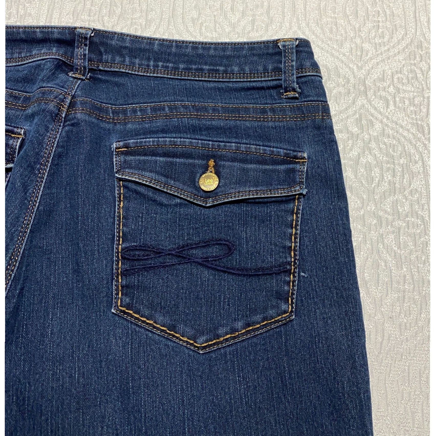 Lee Lee Perfect Fit Women's Jeans Just Below Waist Dark Wash Denim Bootcut 34×31 Size 24" / US 00 / IT 34 - 3 Thumbnail