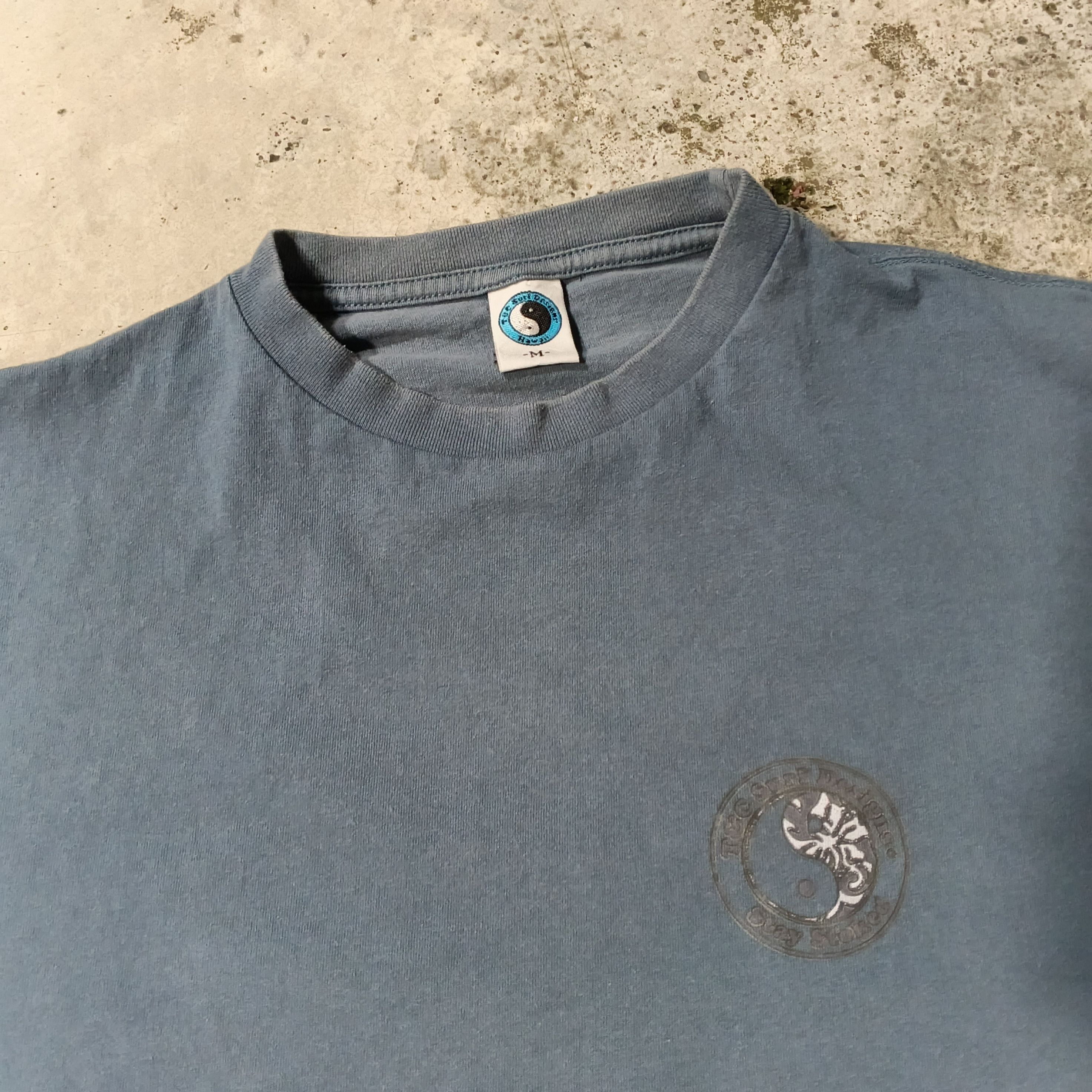 Vintage Vintage Hawaii Surf T&C Ying Yang Size US M / EU 48-50 / 2 - 3 Thumbnail