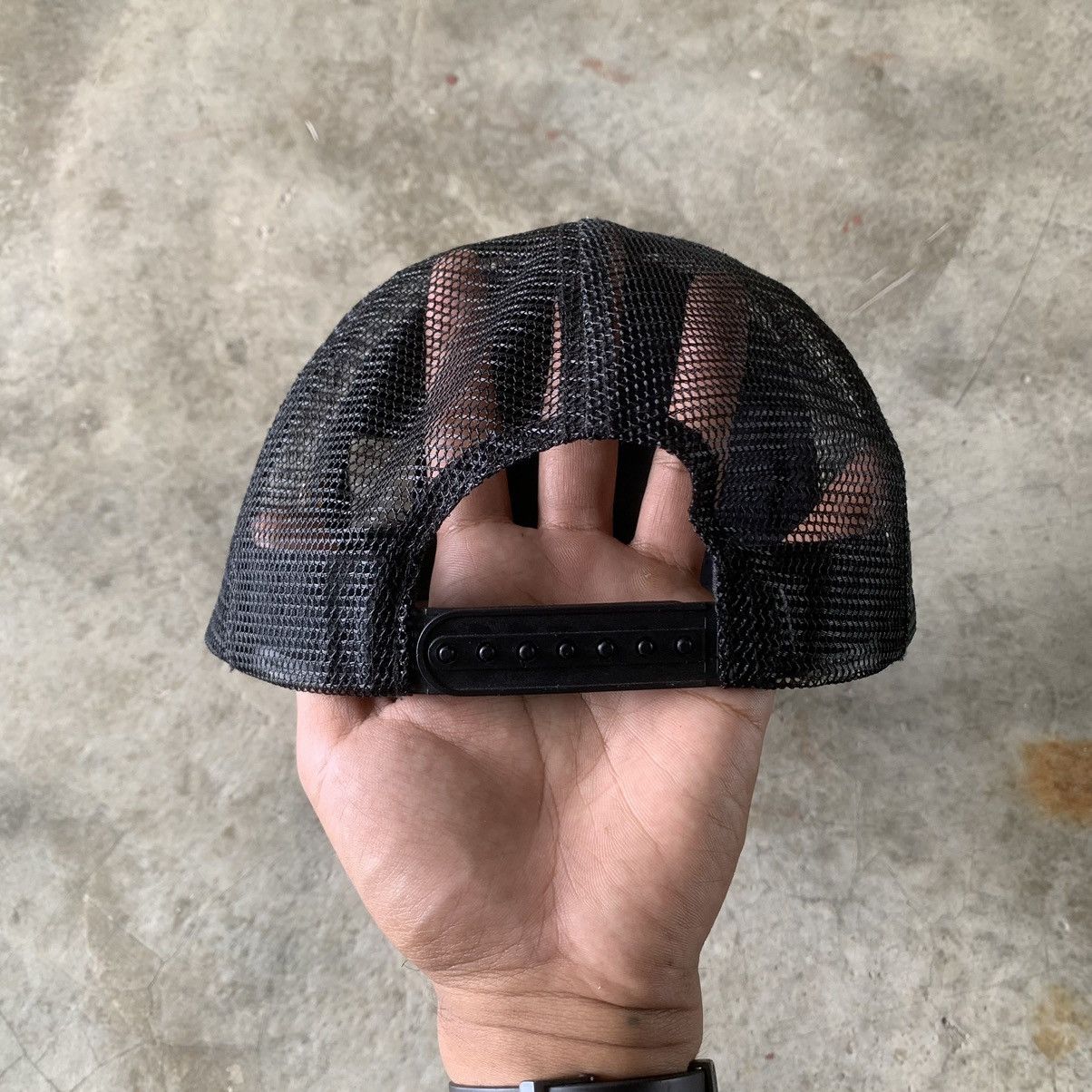 Japanese Brand Kissmark 2000’s Patches Trucker Cap Size ONE SIZE - 5 Thumbnail
