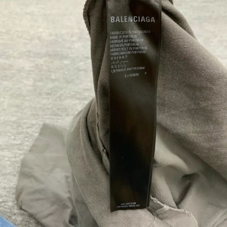 Balenciaga Balenciaga Grey wash damage done old coke short sleeves Size US S / EU 44-46 / 1 - 9 Thumbnail