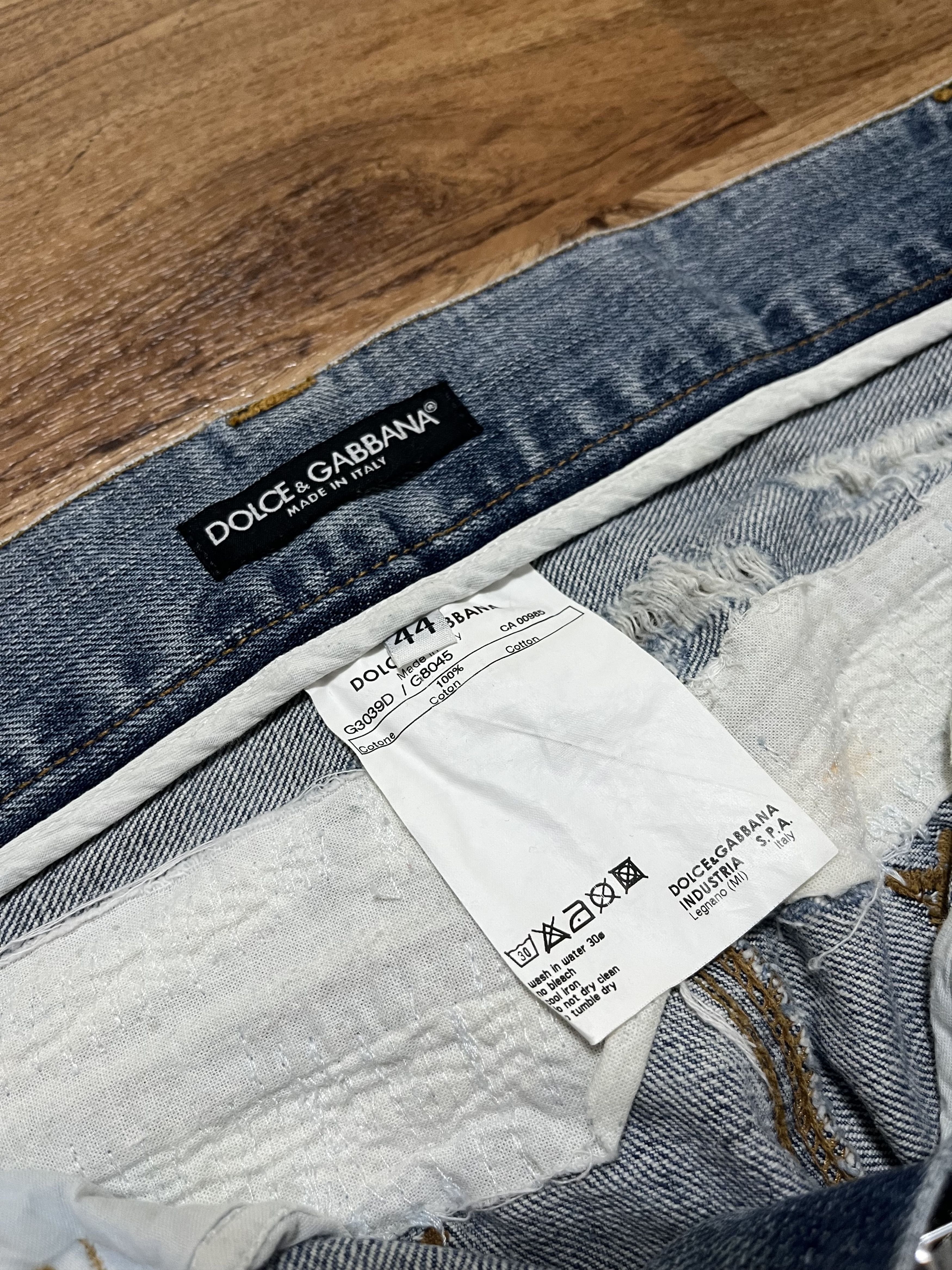 Dolce & Gabbana Dolce & Gabbana "DG" Messy Painted Distressed Jeans Size US 32 / EU 48 - 3 Thumbnail