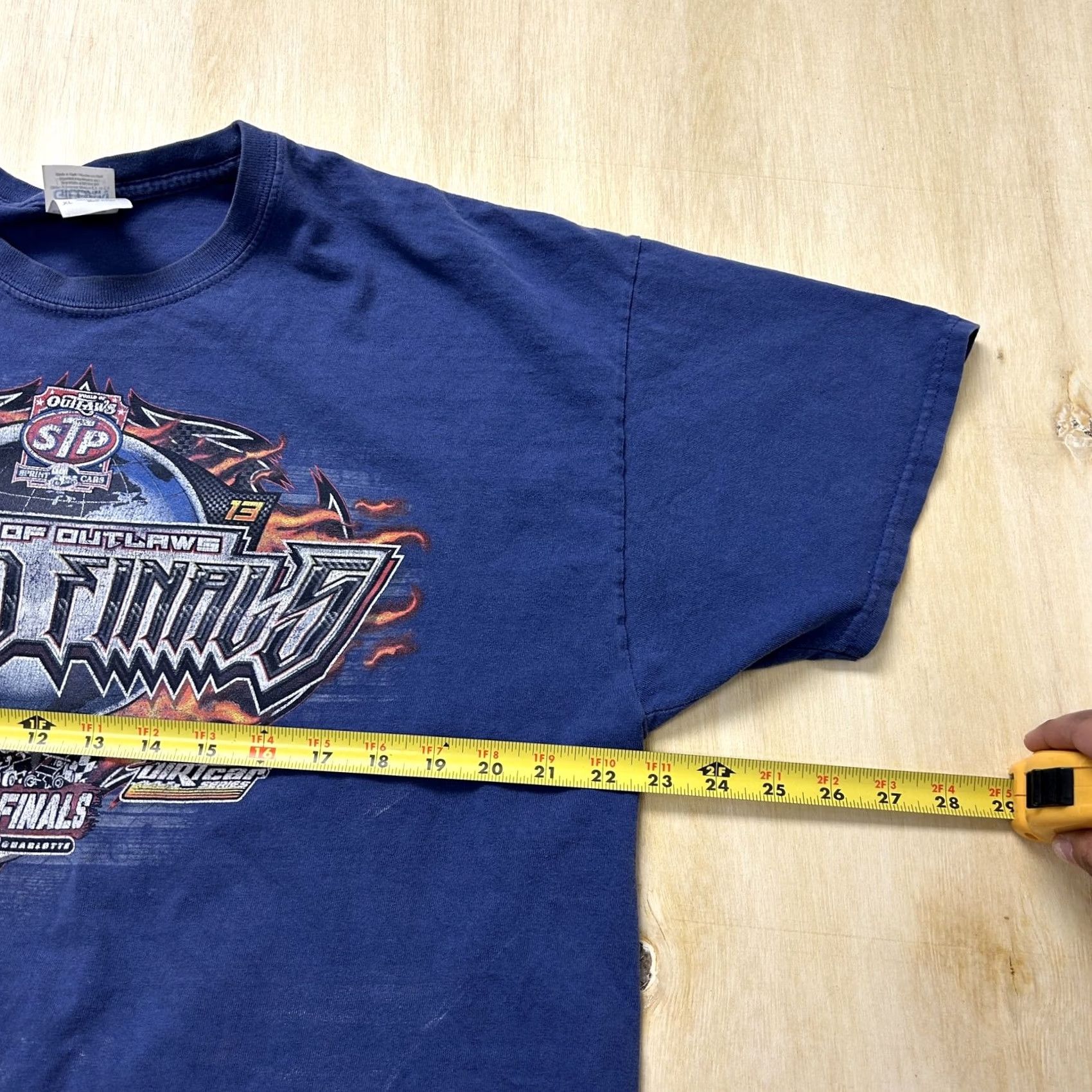 Gildan World Of Outlaws Gildan Shirt Mens XL Blue World Finals Racing Tee T-Shirt 2013 Size US XL / EU 56 / 4 - 5 Thumbnail