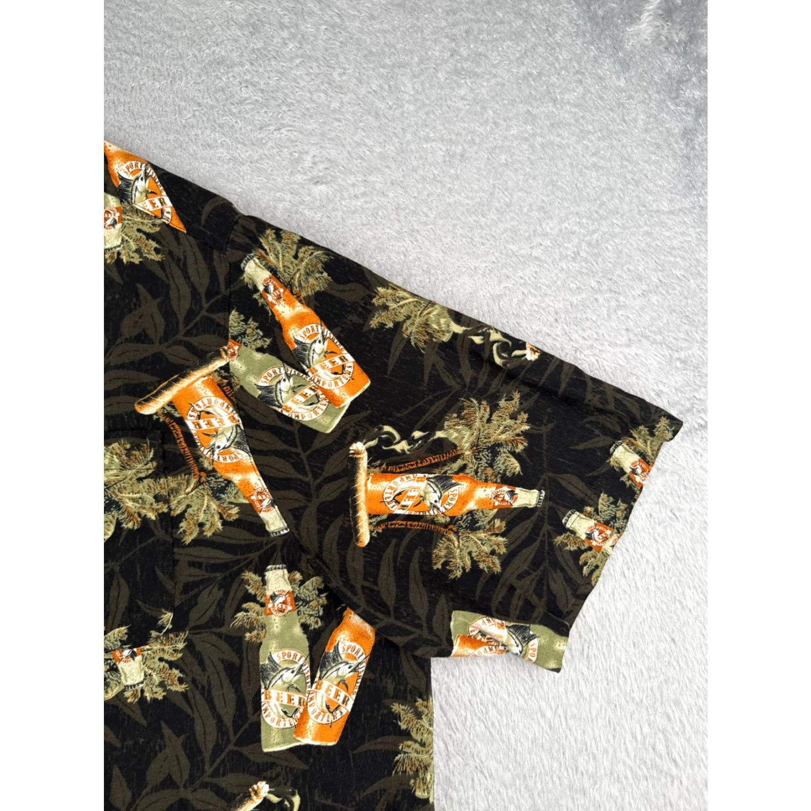 Vintage VINTAGE Puritan Shirt Men 3XL Black Floral Hawaiian Palm 100% Rayon Viscose Button-Up Collar Shirt Adults Mens Size US XXL / EU 58 / 5 - 2 Thumbnail