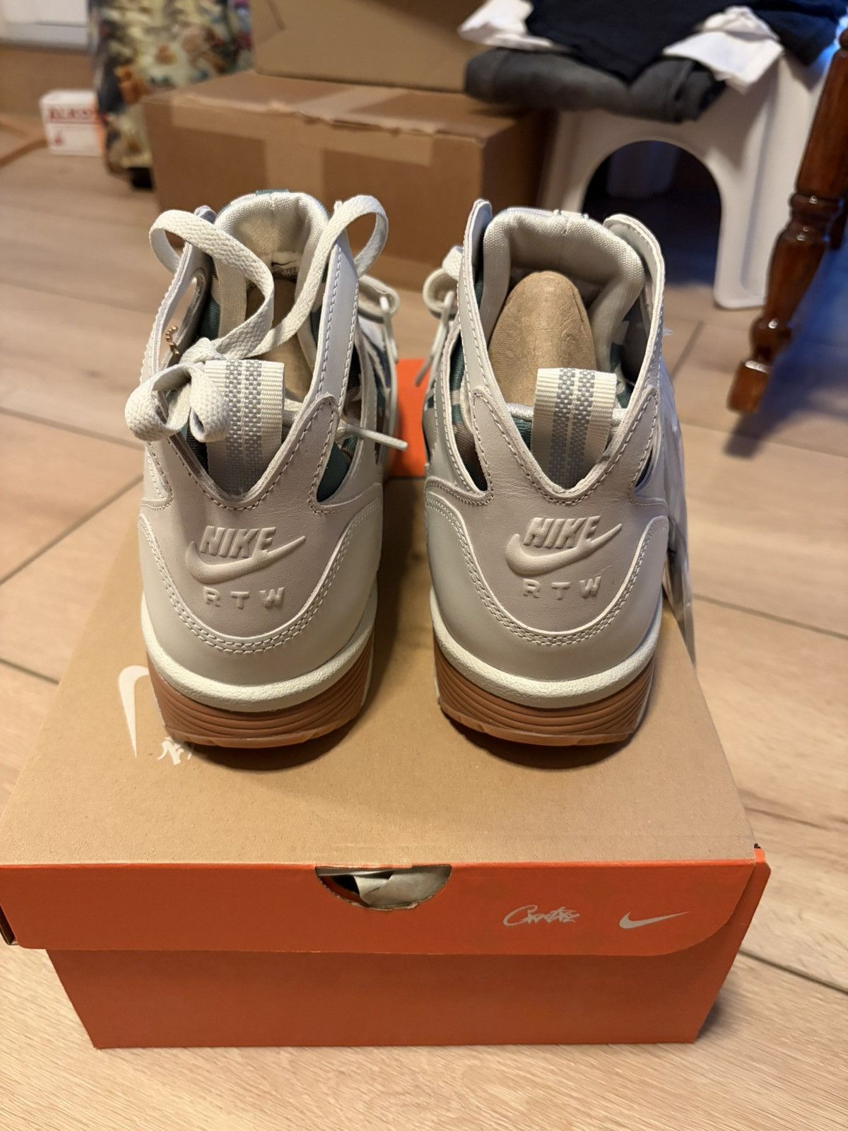 Corteiz × Nike Nike Air Trainer Huarache SP x Corteiz Size US 9.5 / EU 42-43 - 6 Thumbnail