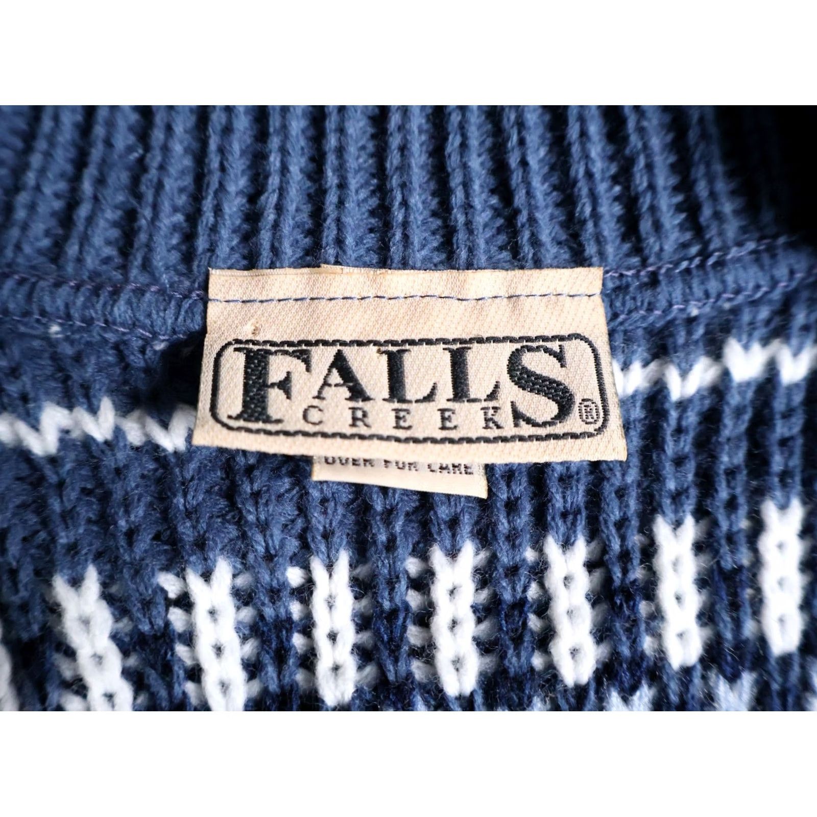 Vintage VINTAGE Falls Creek Sweater Vest Mens Large Blue Stripe Button Up Lightweight Acrylic Knit 90s Retro Casual Men Size US L / EU 52-54 / 3 - 3 Thumbnail