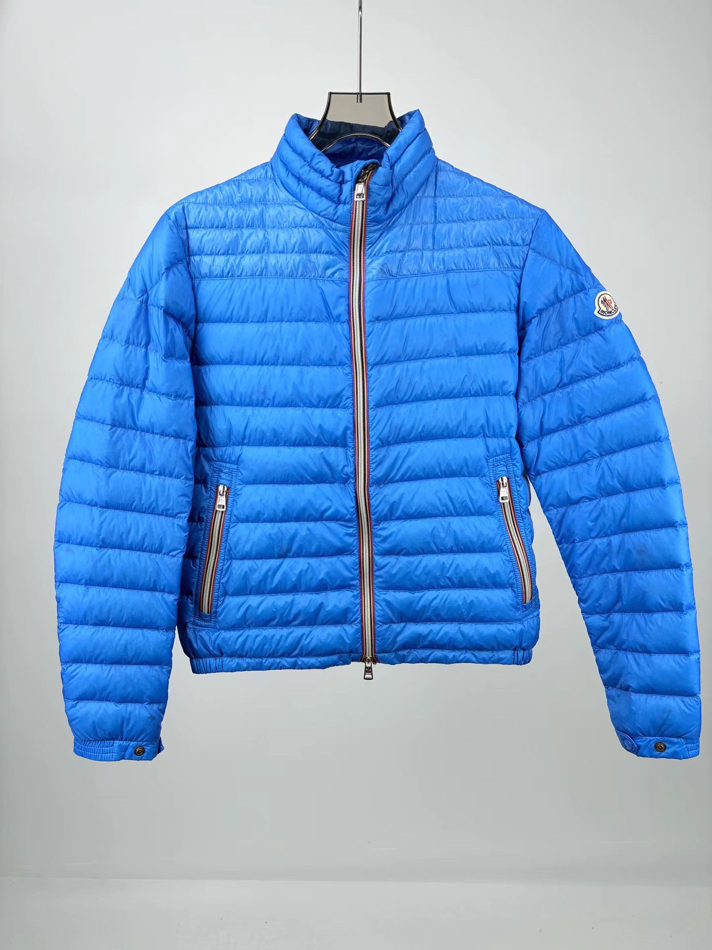 MONCLER DANIEL Light Down Jacket