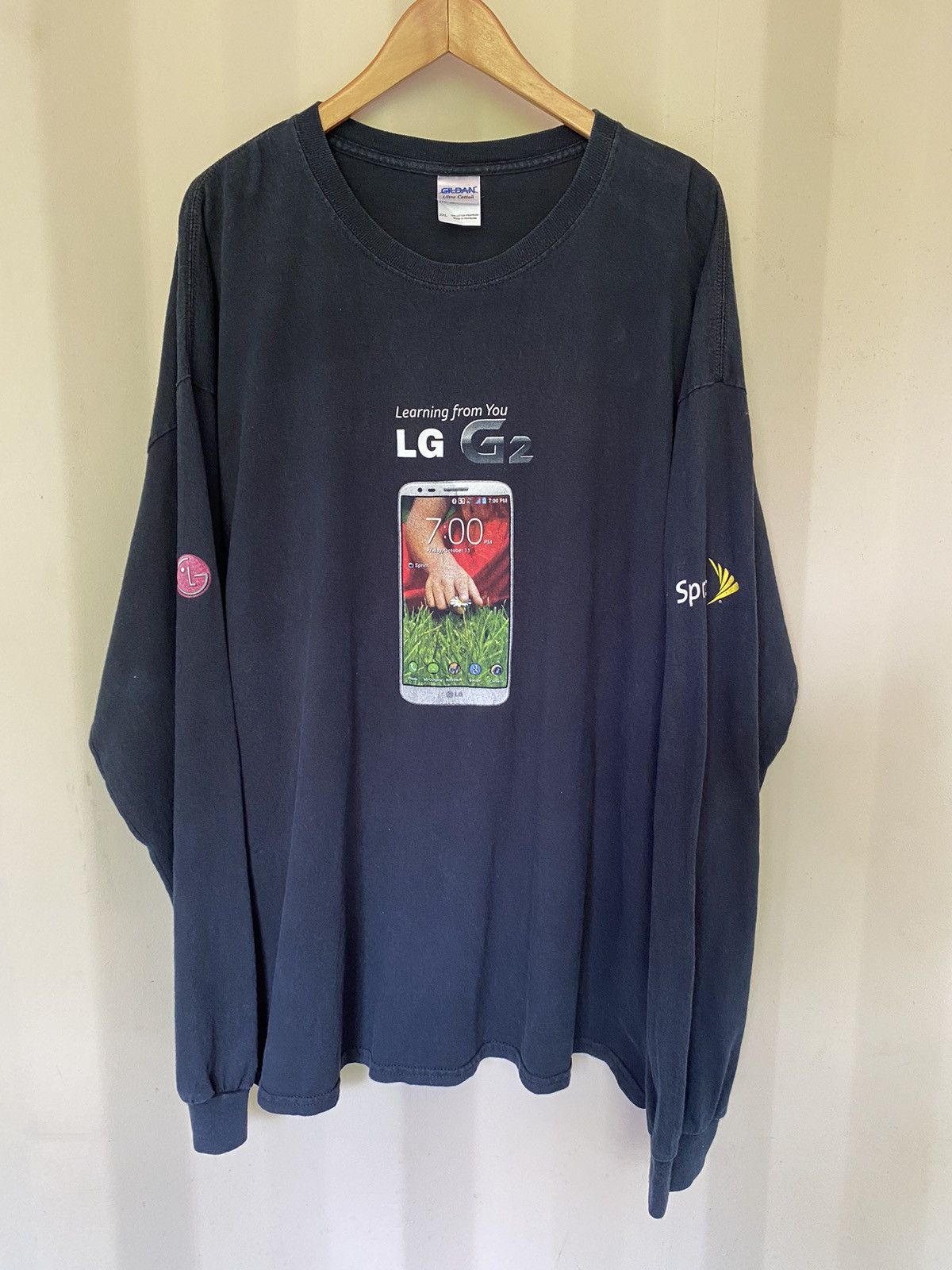 Designer × Vintage LG mobile phone long sleeve tee Size US XXL / EU 58 / 5 - 14 Thumbnail