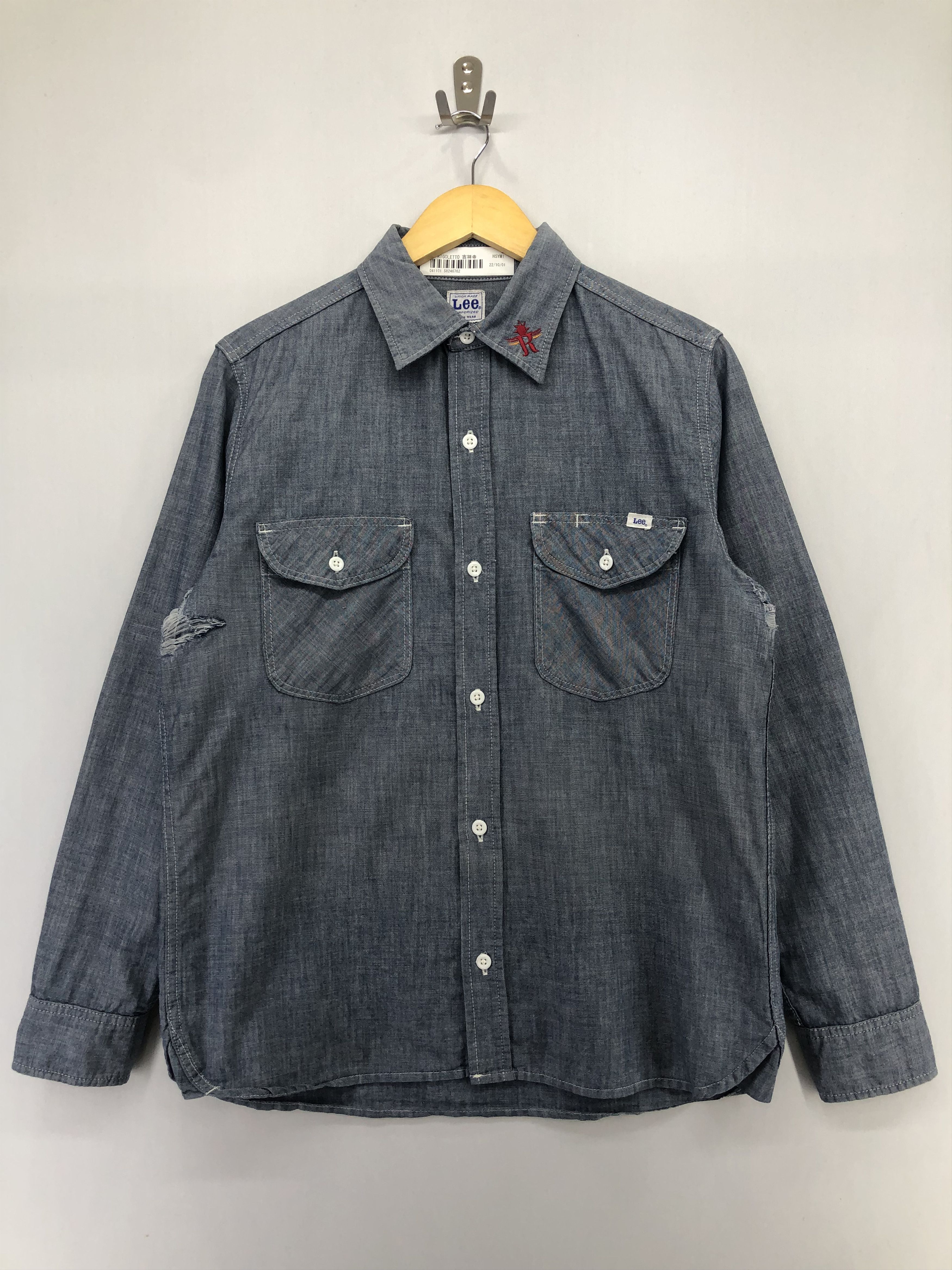 Lee Vintage Lee Distressed Chambray Shirt Size US L / EU 52-54 / 3 - 1 Thumbnail