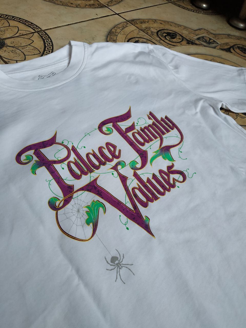Palace Palace "Family Values" T-Shirt White Size US M / EU 48-50 / 2 - 8 Thumbnail