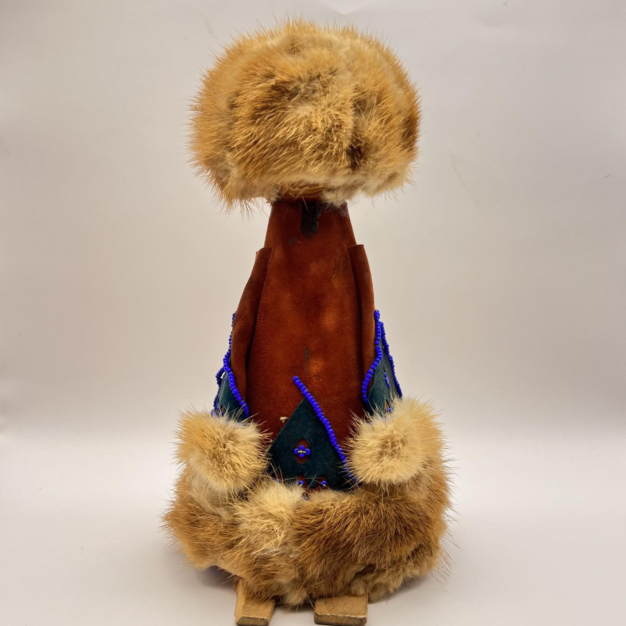 Vintage Vintage Wooden Natural Fur Hand Made Figurine Eskimo Girl Size ONE SIZE - 8 Thumbnail